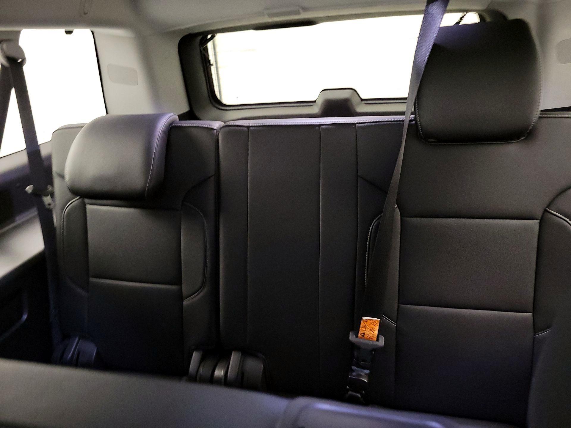 Thumbnail: 2018 Chevrolet Suburban - 20