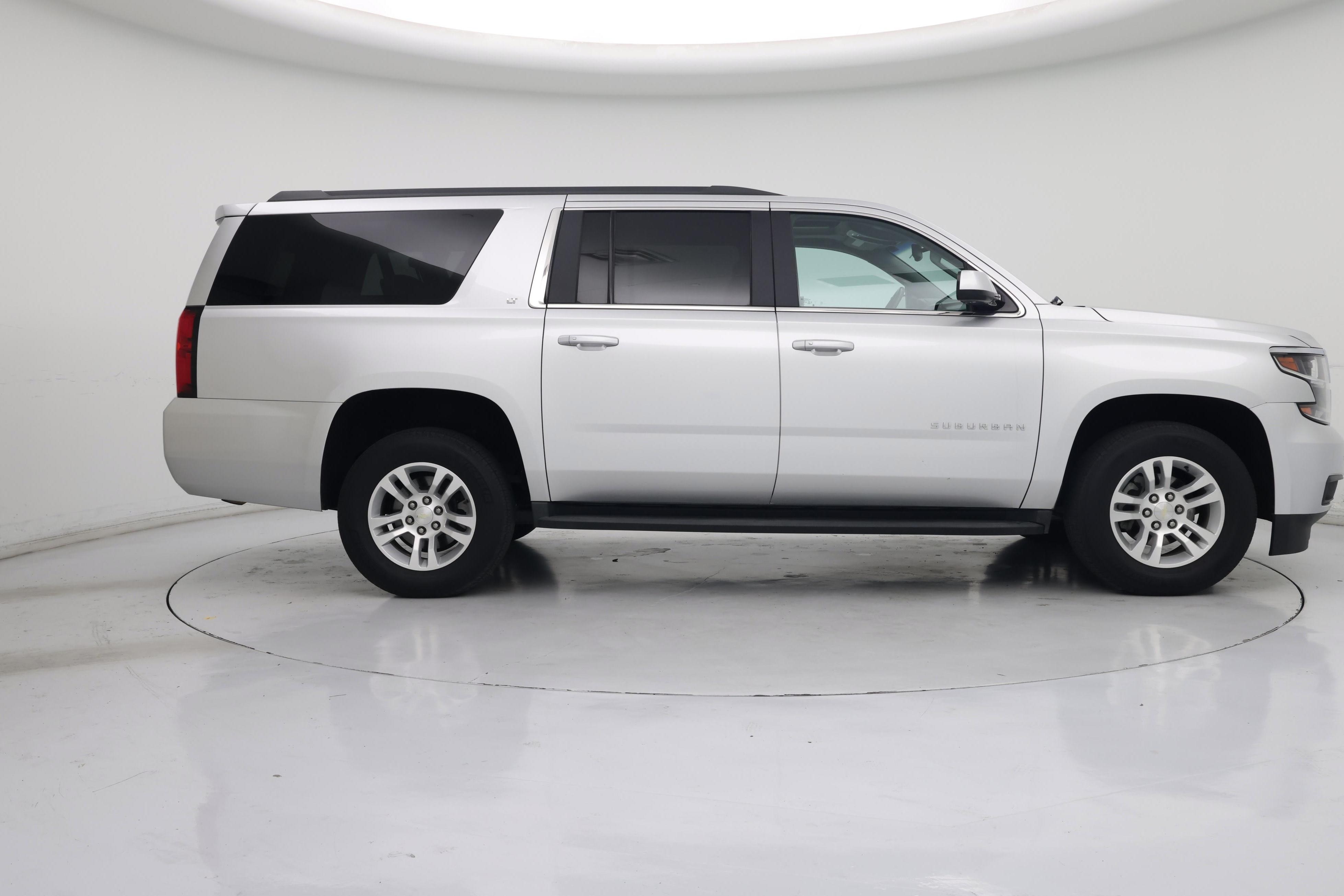 Thumbnail: 2018 Chevrolet Suburban - 7