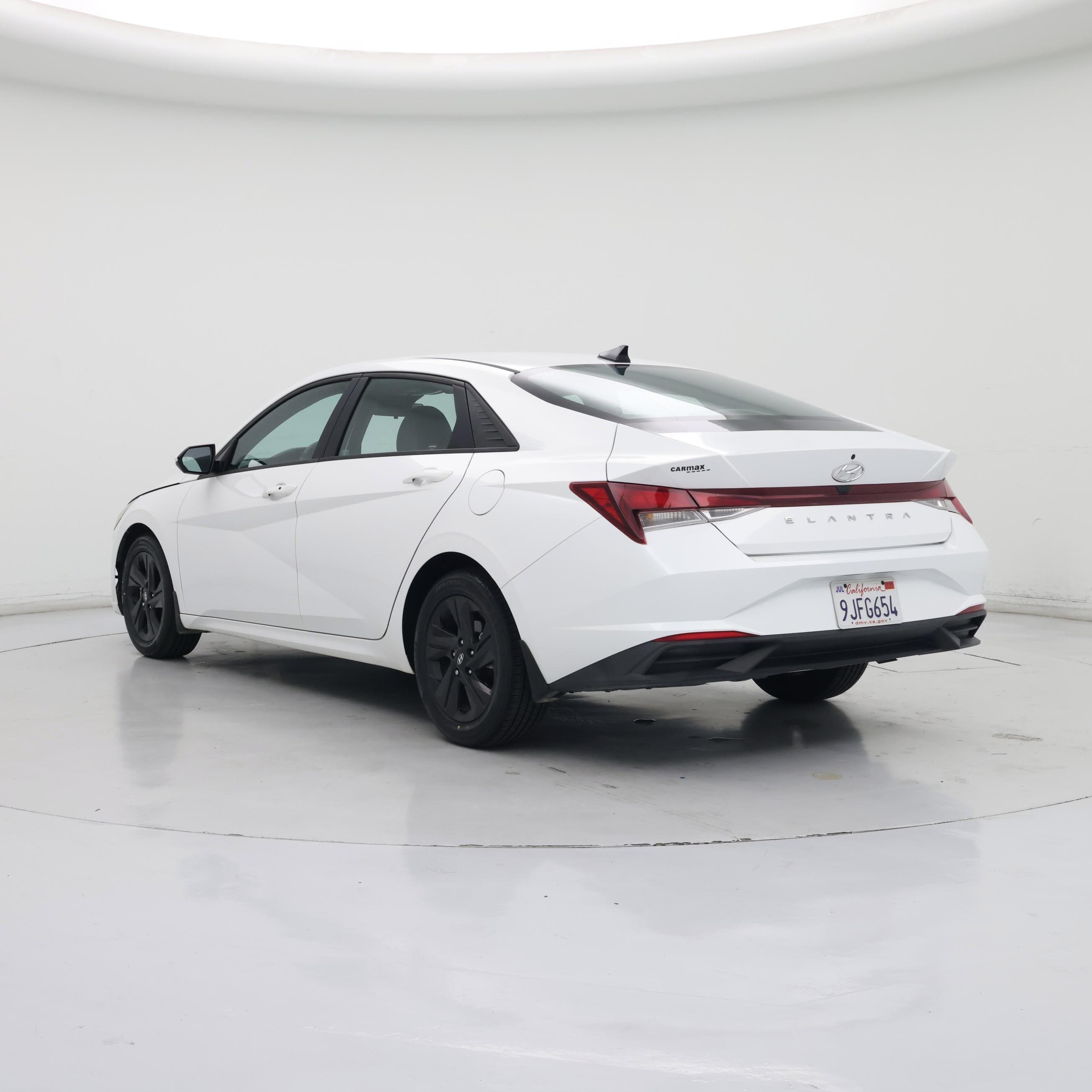 Thumbnail: 2023 Hyundai Elantra - 2