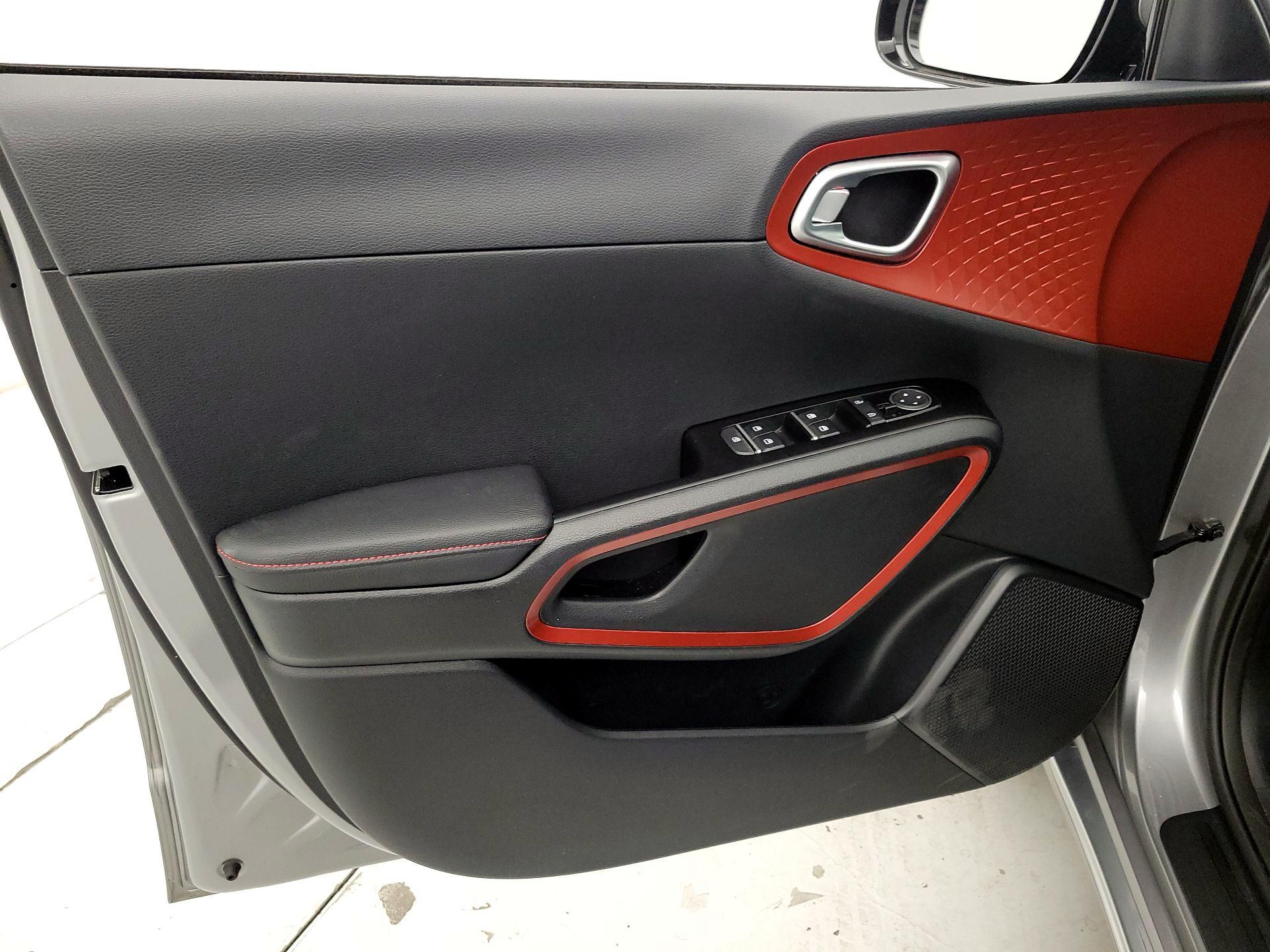 Thumbnail: 2023 Kia Soul - 12