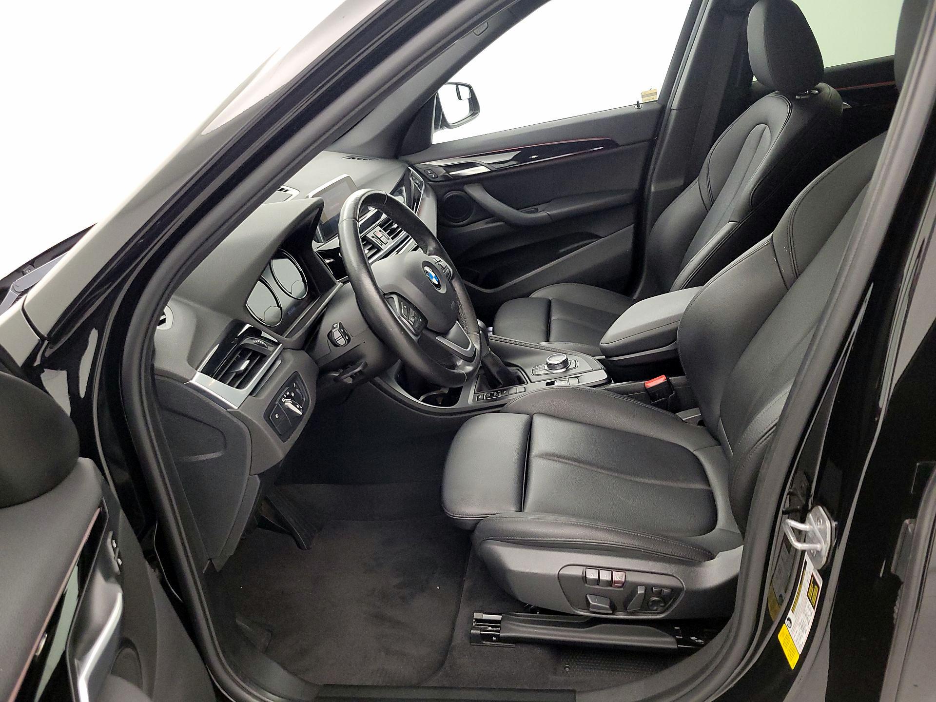 Thumbnail: 2019 BMW X1 - 11