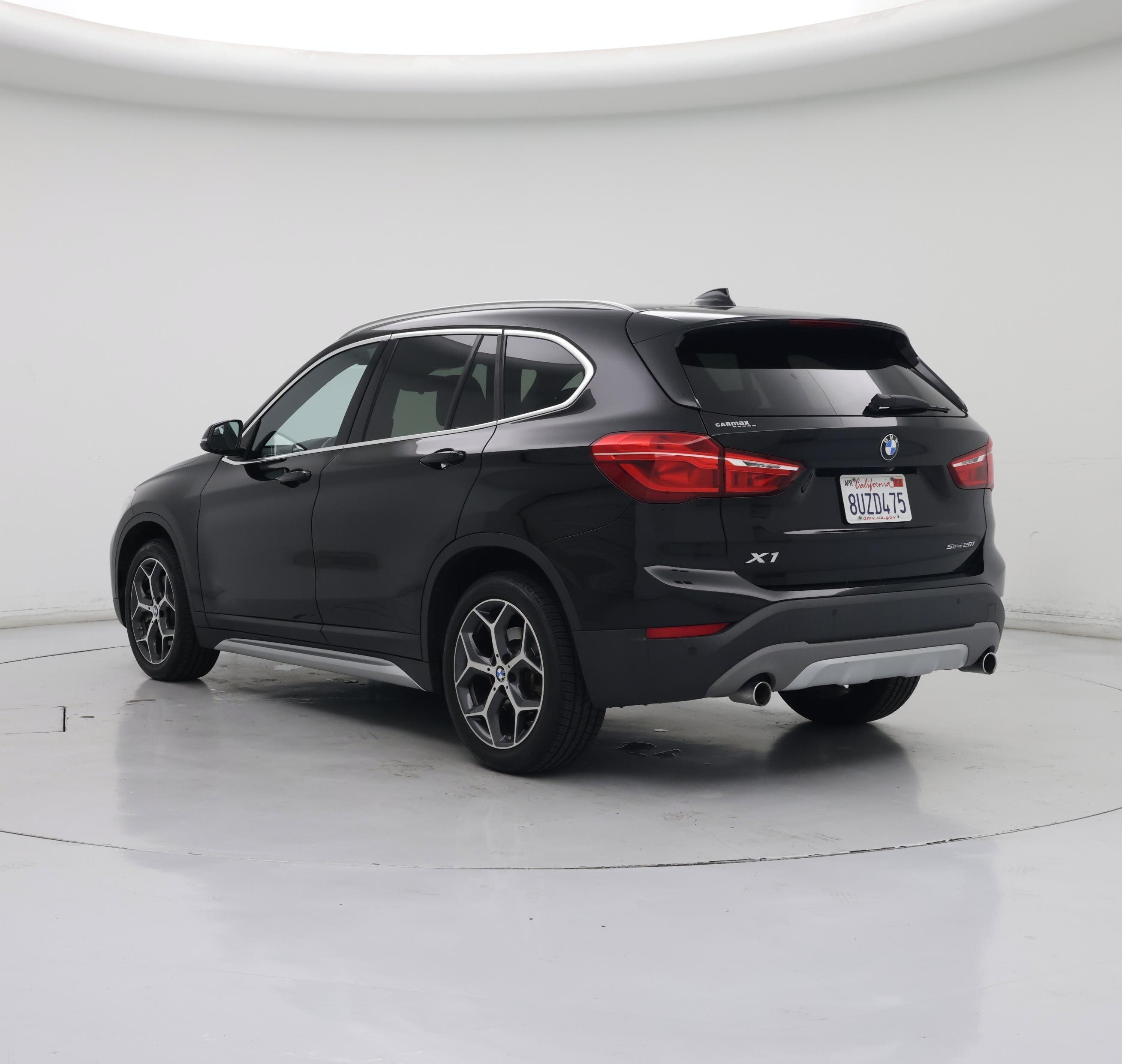 Thumbnail: 2019 BMW X1 - 2