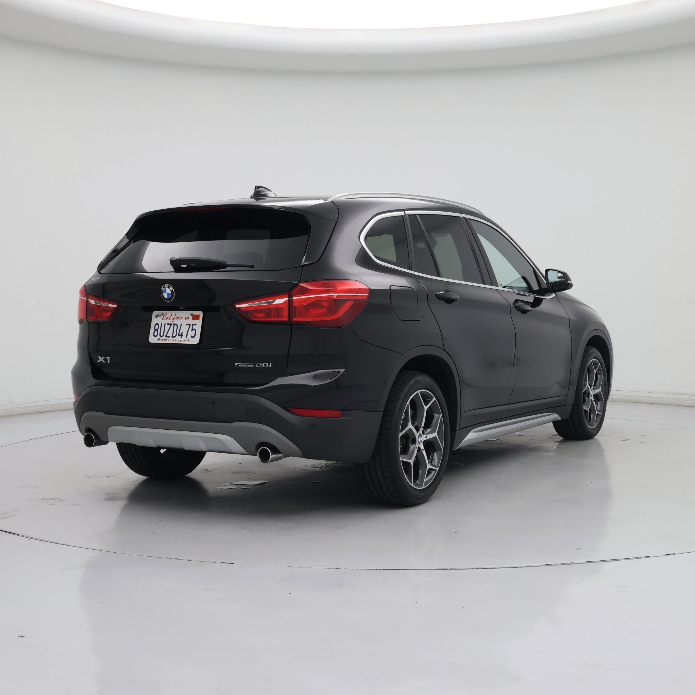Thumbnail: 2019 BMW X1 - 8