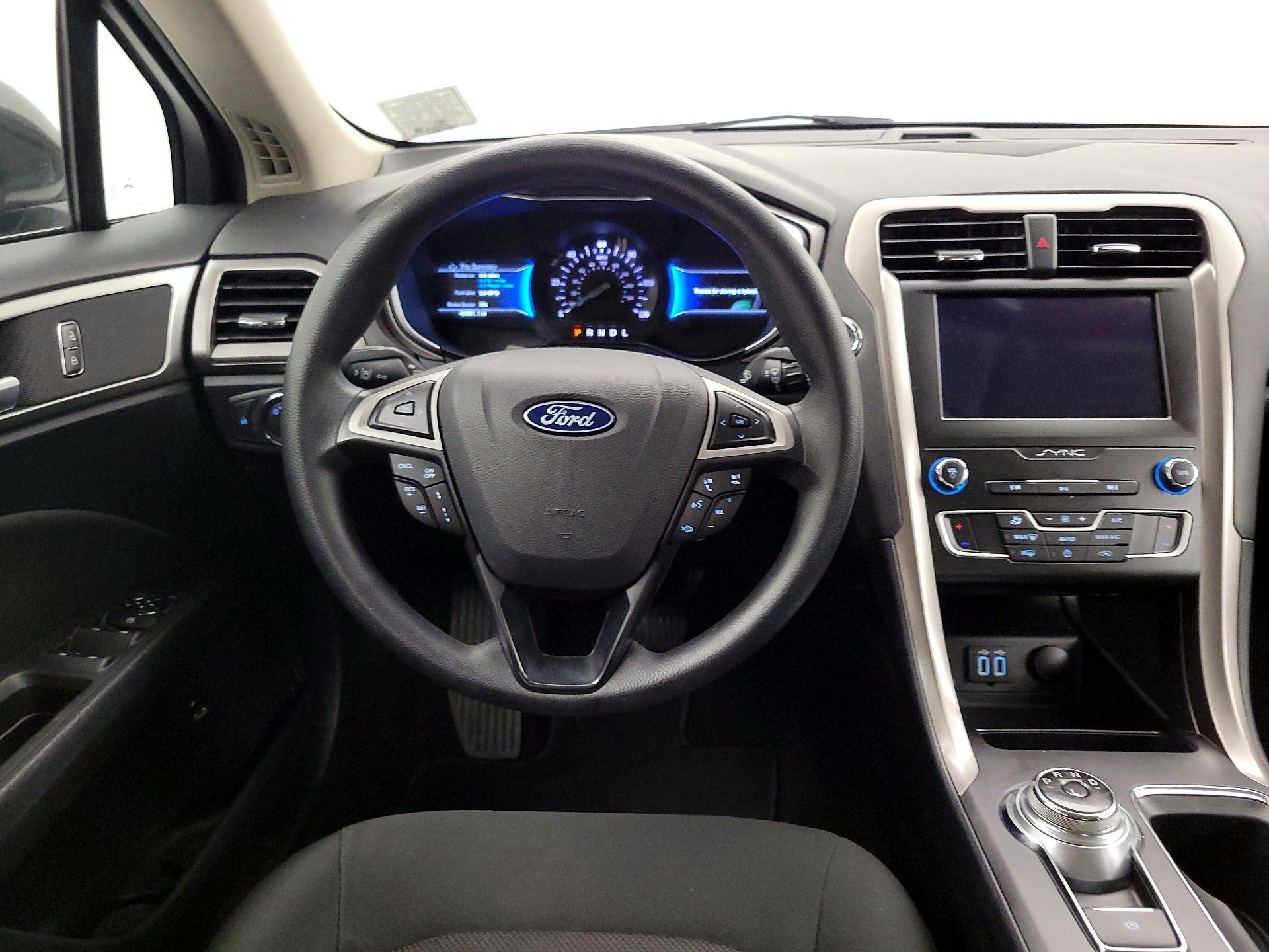 Thumbnail: 2019 Ford Fusion - 10