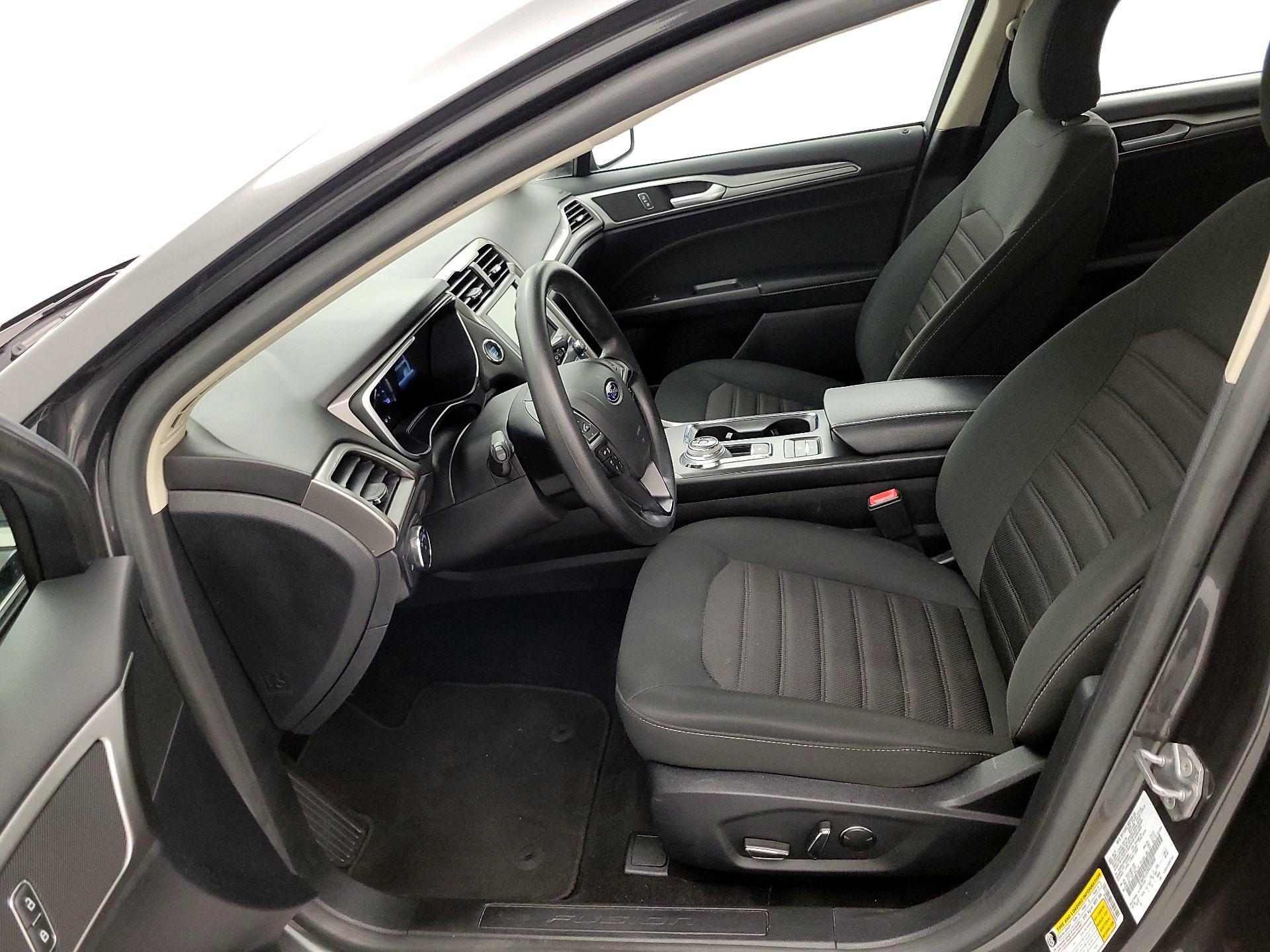 Thumbnail: 2019 Ford Fusion - 11