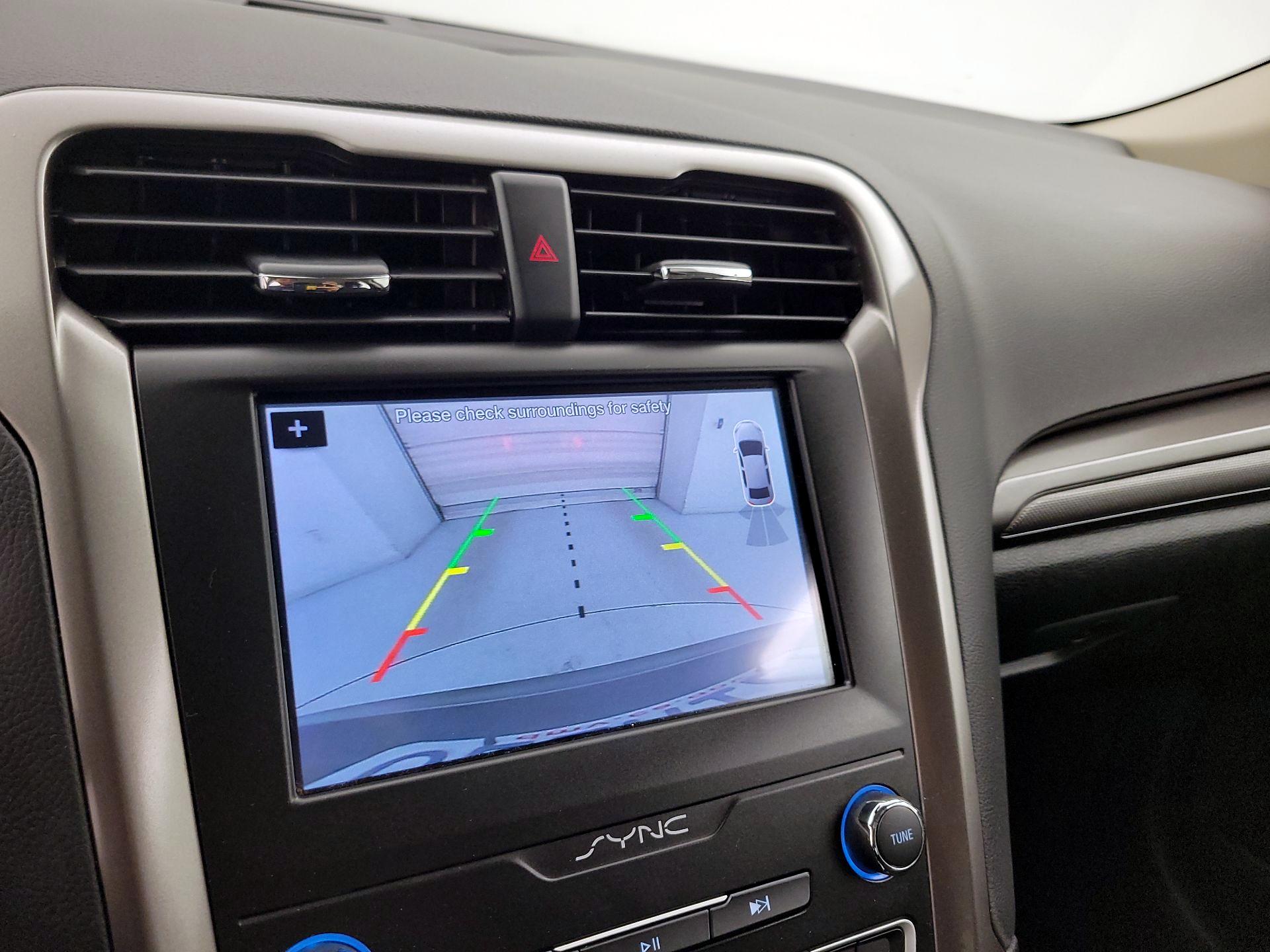 Thumbnail: 2019 Ford Fusion - 15