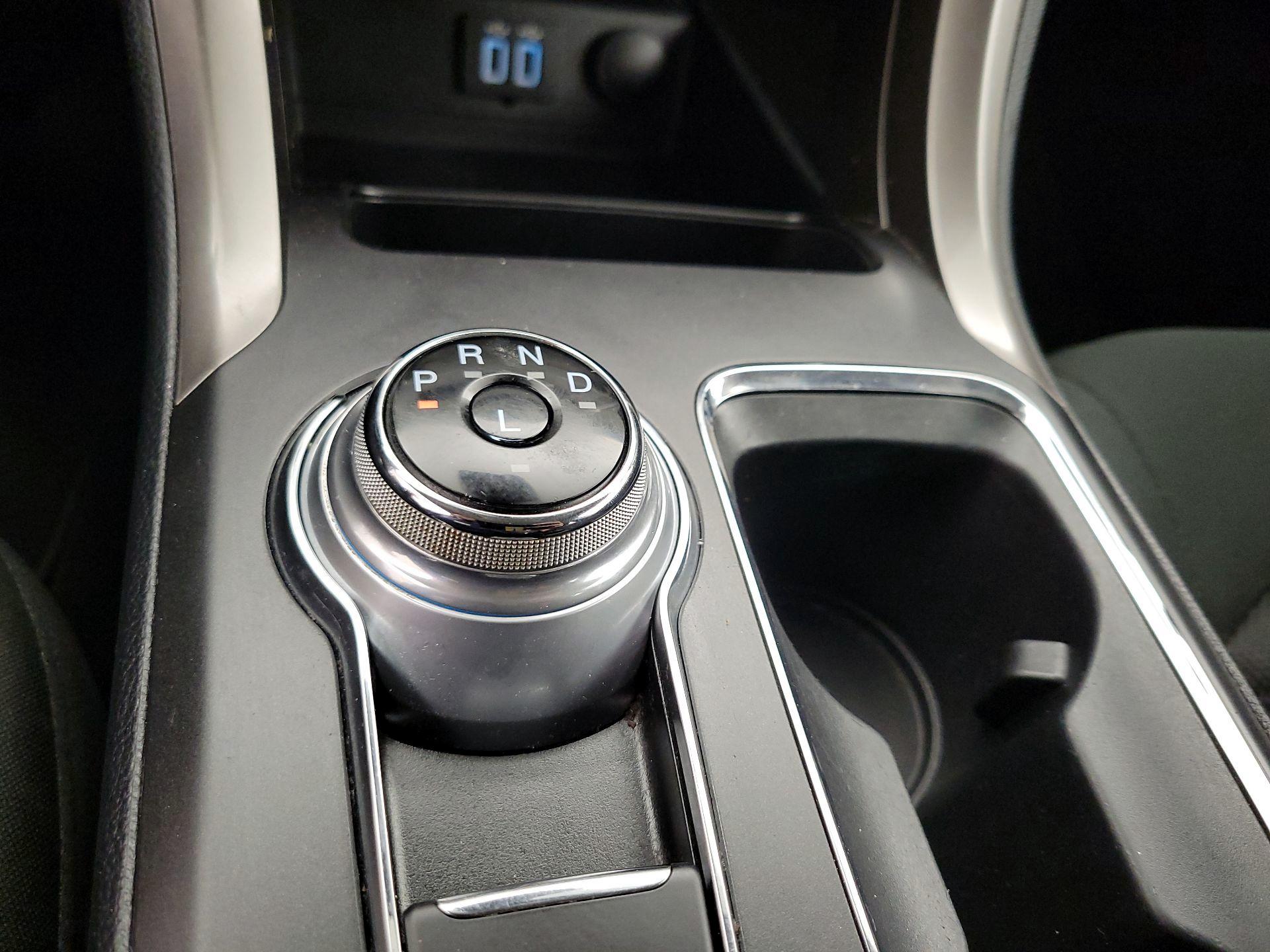 Thumbnail: 2019 Ford Fusion - 18