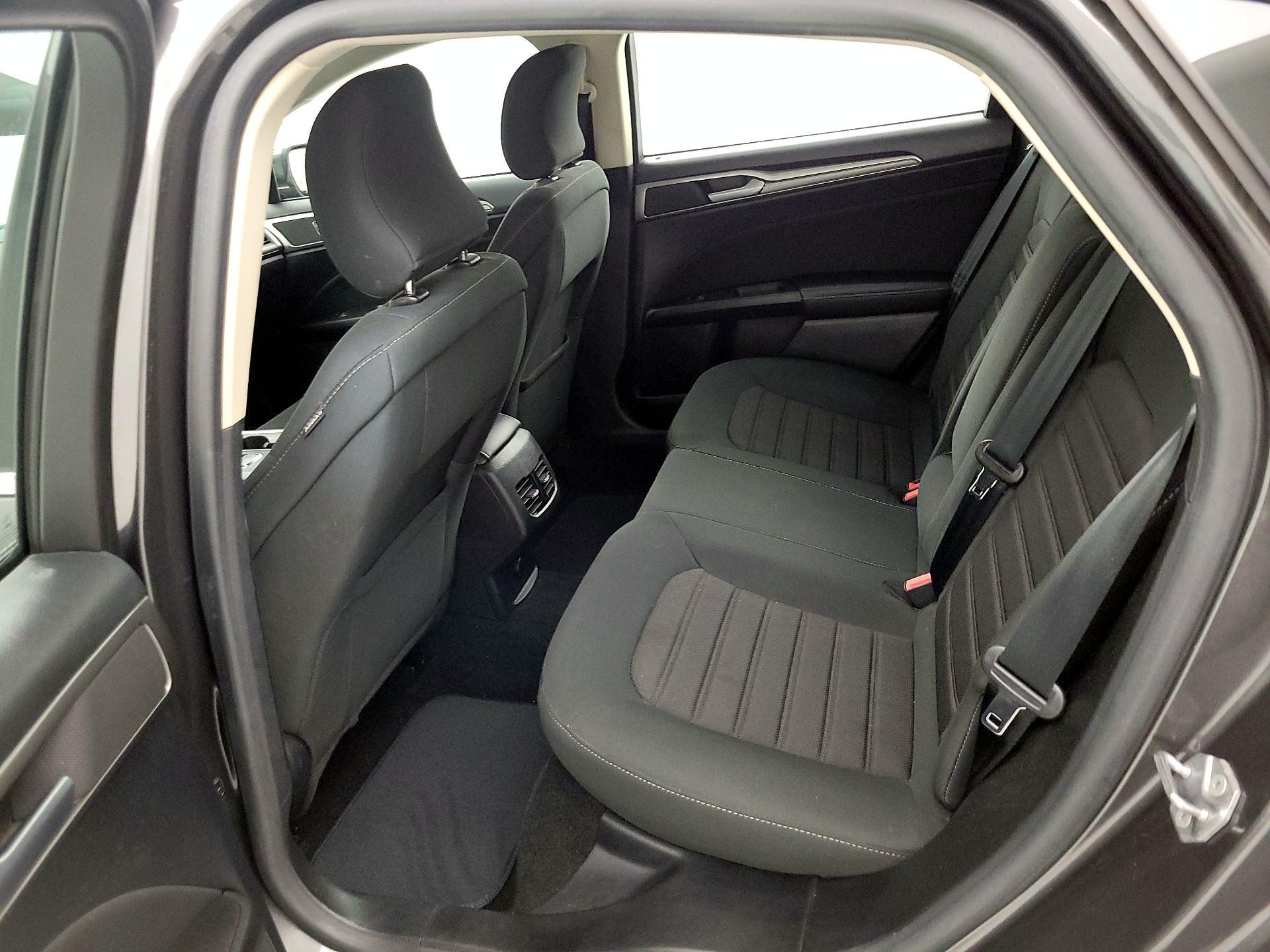Thumbnail: 2019 Ford Fusion - 19