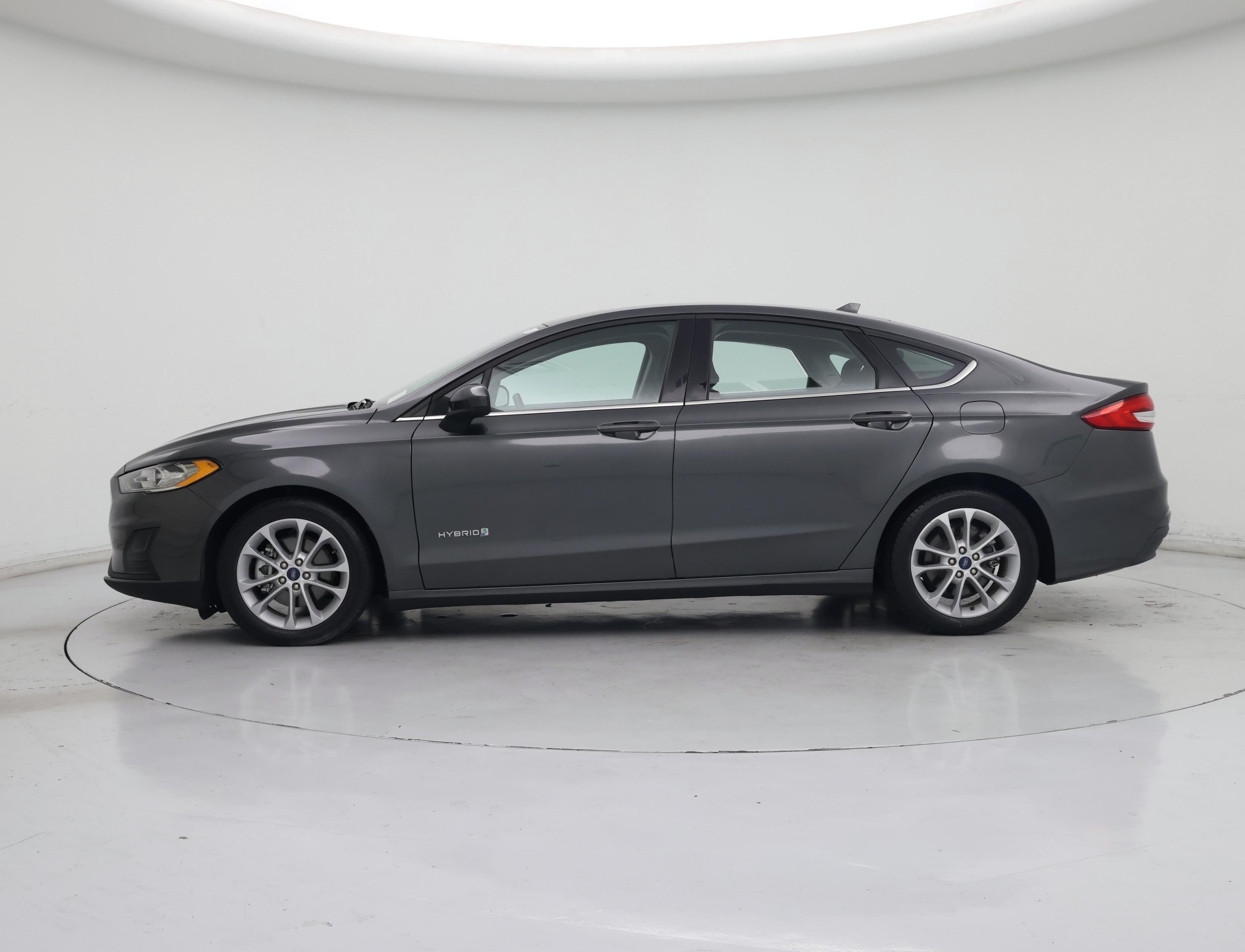 Thumbnail: 2019 Ford Fusion - 3