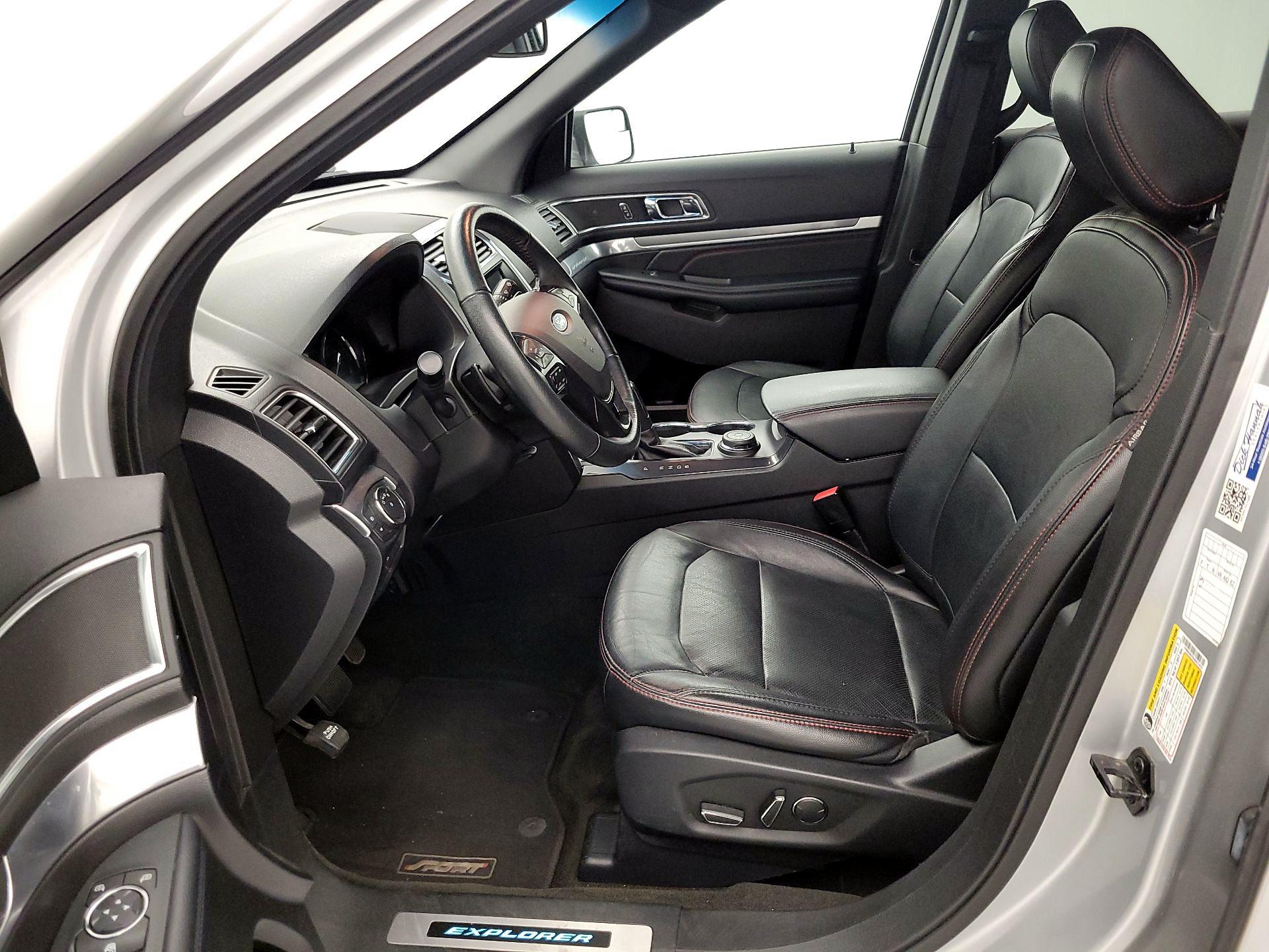 Thumbnail: 2018 Ford Explorer - 11