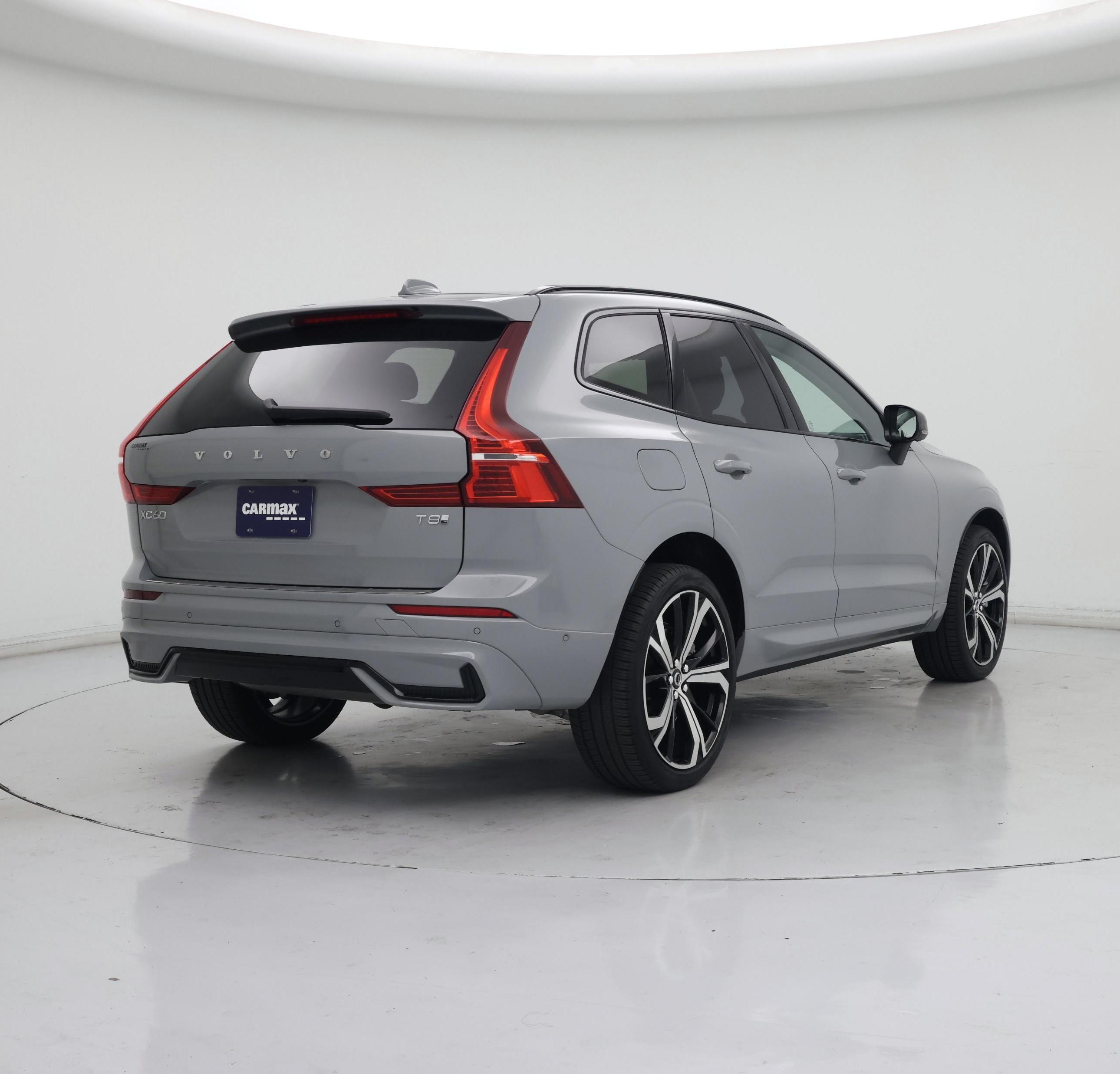 Thumbnail: 2025 Volvo XC60 - 8