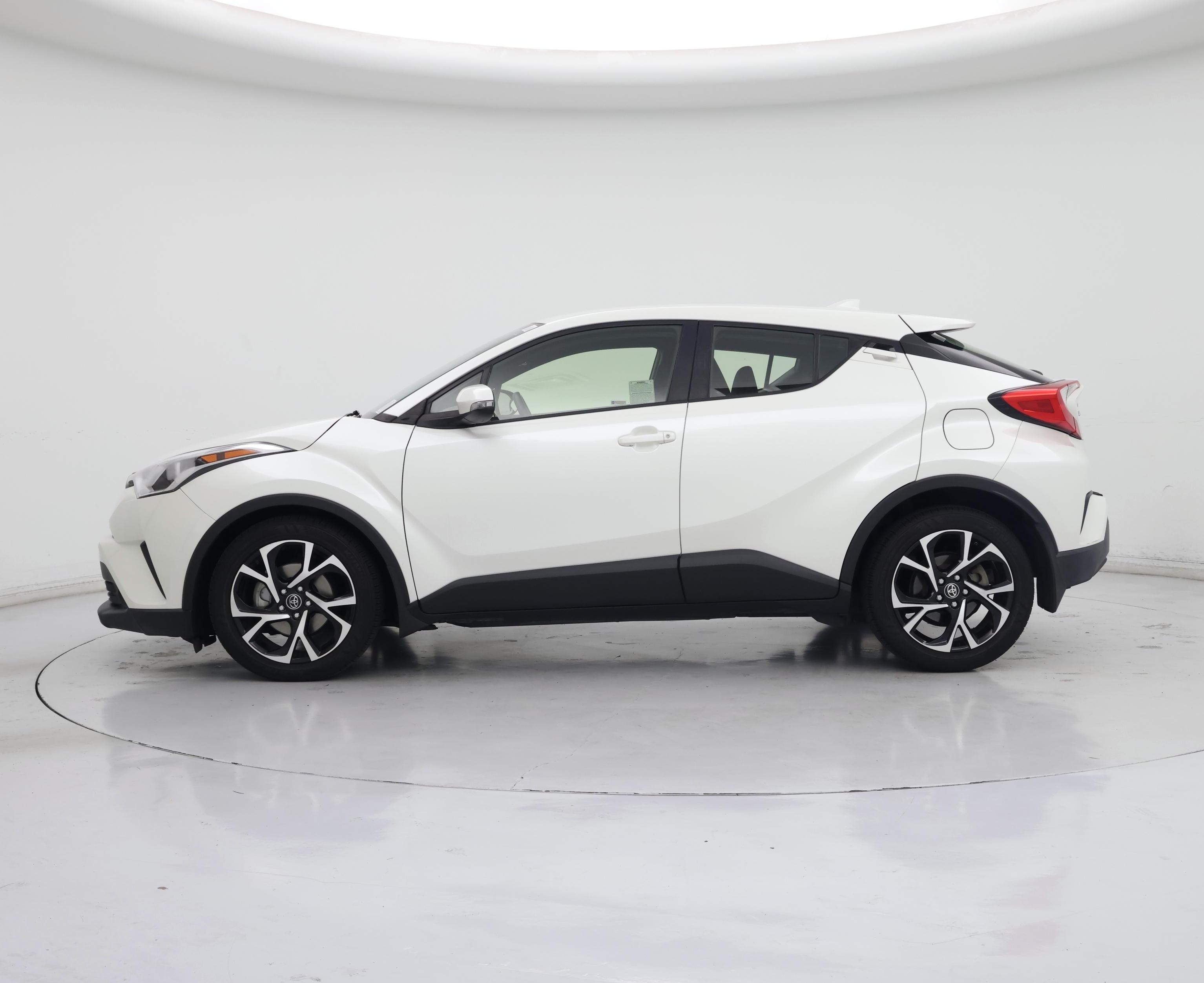 Thumbnail: 2018 Toyota C-HR - 3