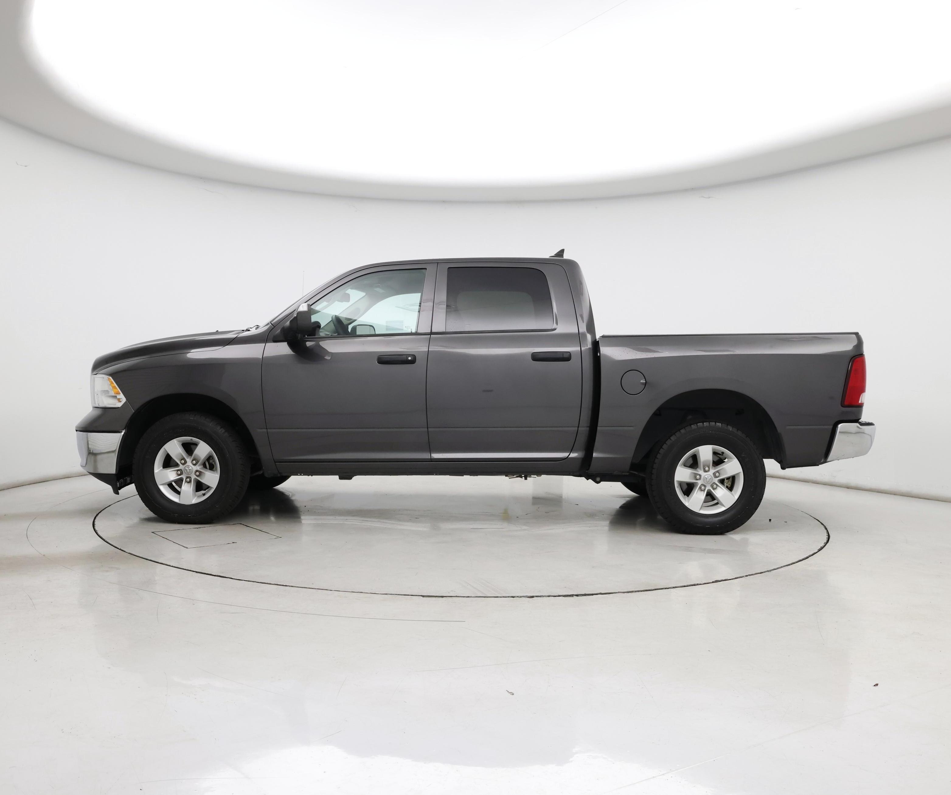 Thumbnail: 2023 RAM 1500 Classic - 3