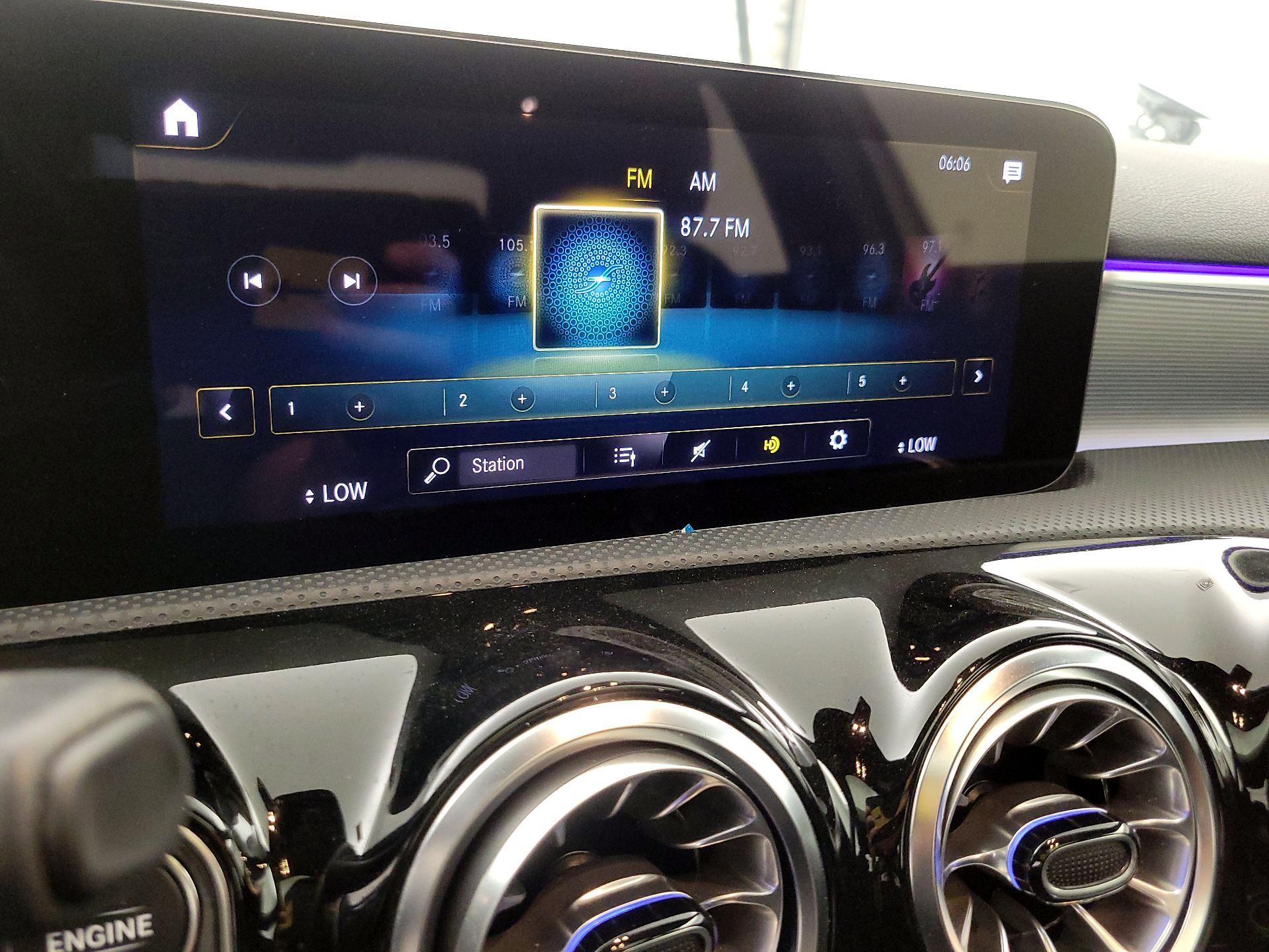 Thumbnail: 2022 Mercedes-Benz A-Class - 15