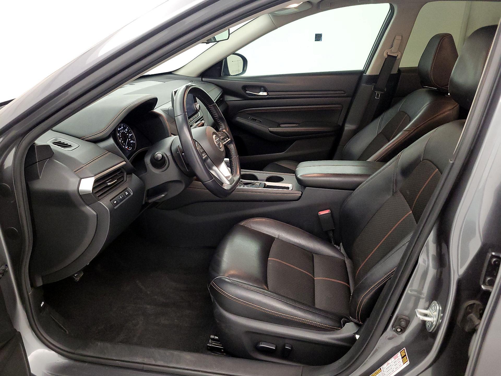 Thumbnail: 2020 Nissan Altima - 11