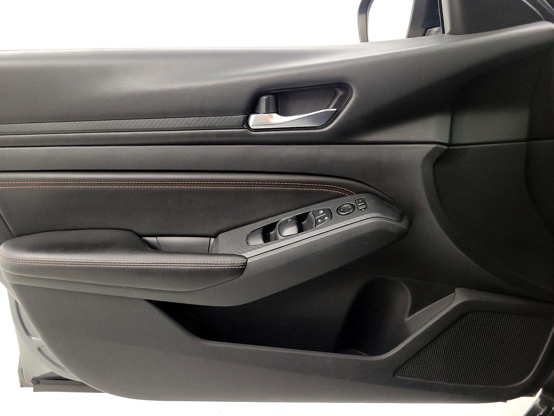 Thumbnail: 2020 Nissan Altima - 12