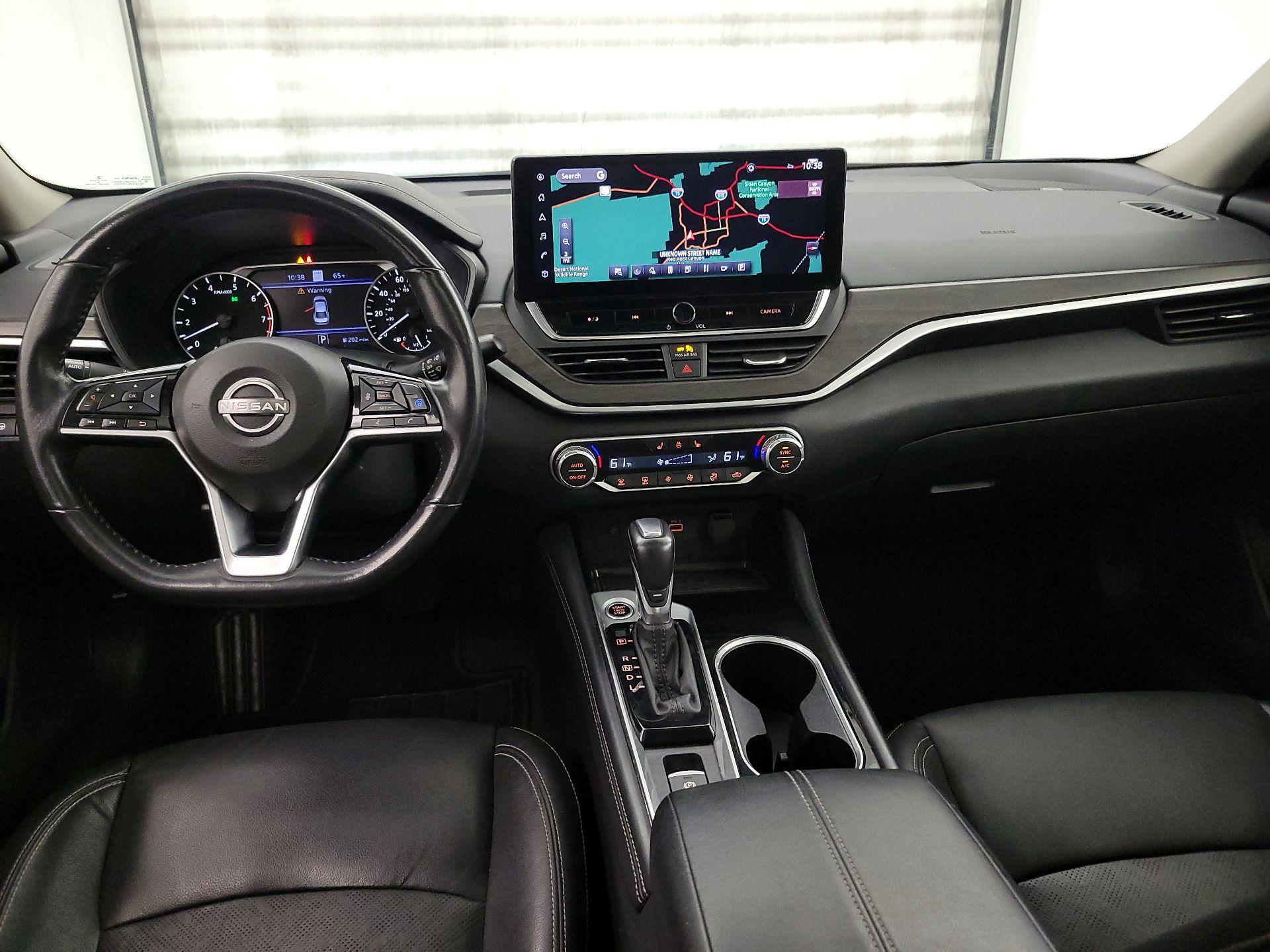 Thumbnail: 2023 Nissan Altima - 9
