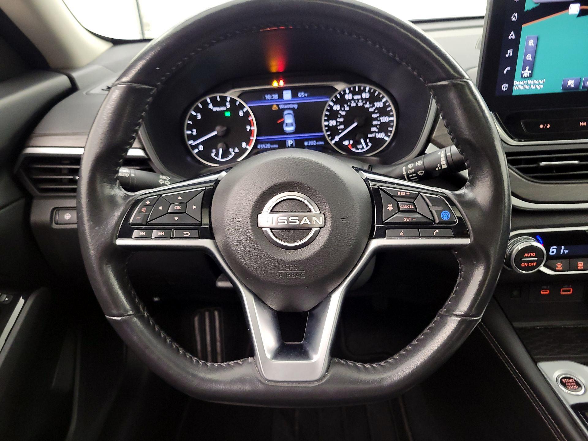Thumbnail: 2023 Nissan Altima - 10
