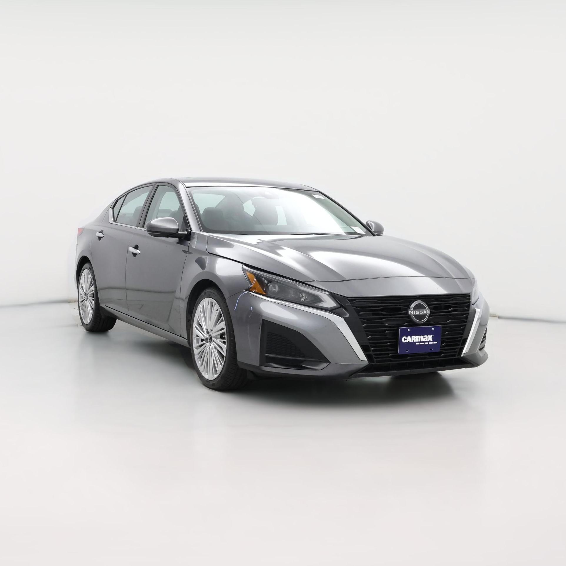 Thumbnail: 2023 Nissan Altima - 1