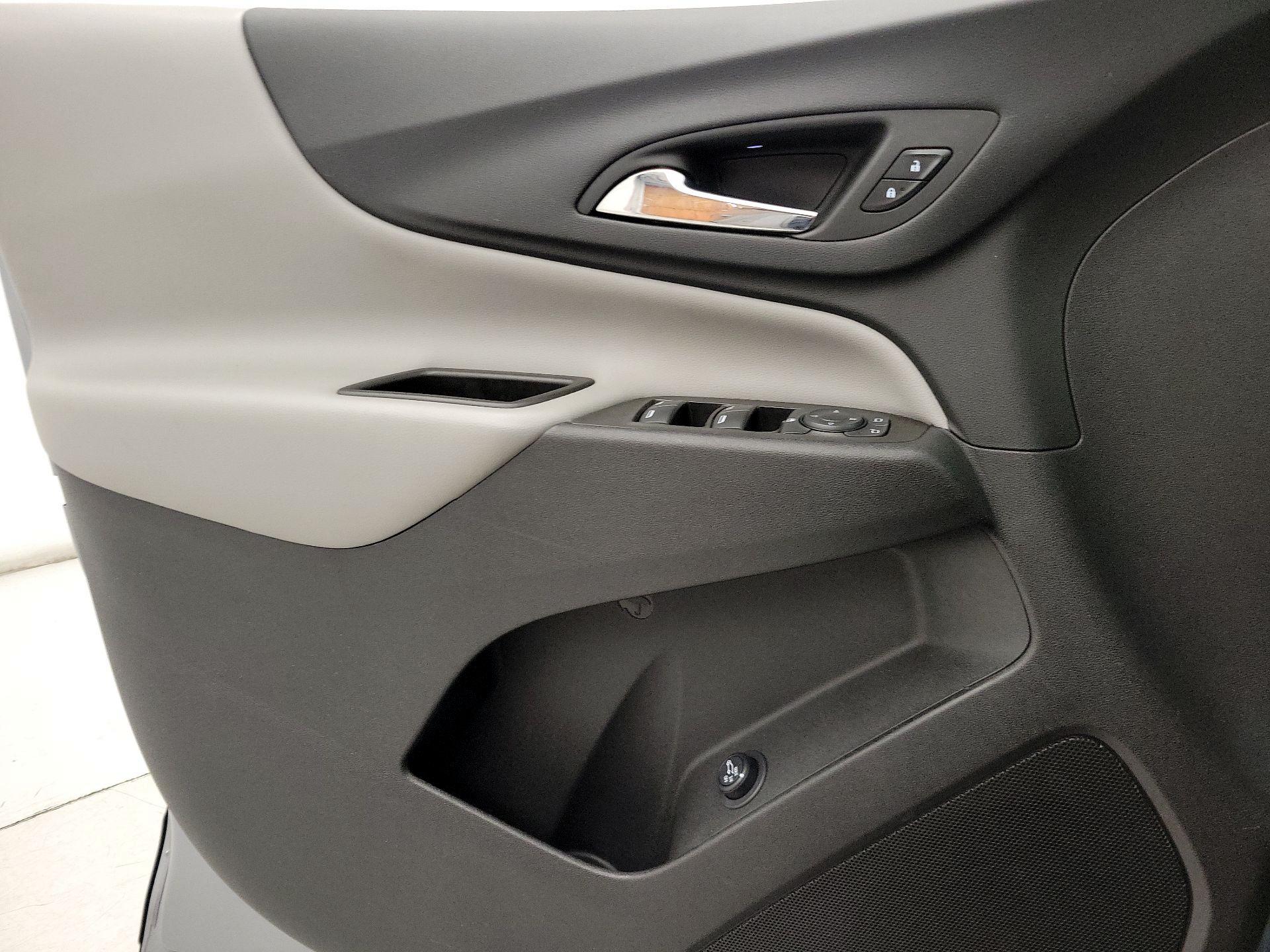 Thumbnail: 2023 Chevrolet Equinox - 12