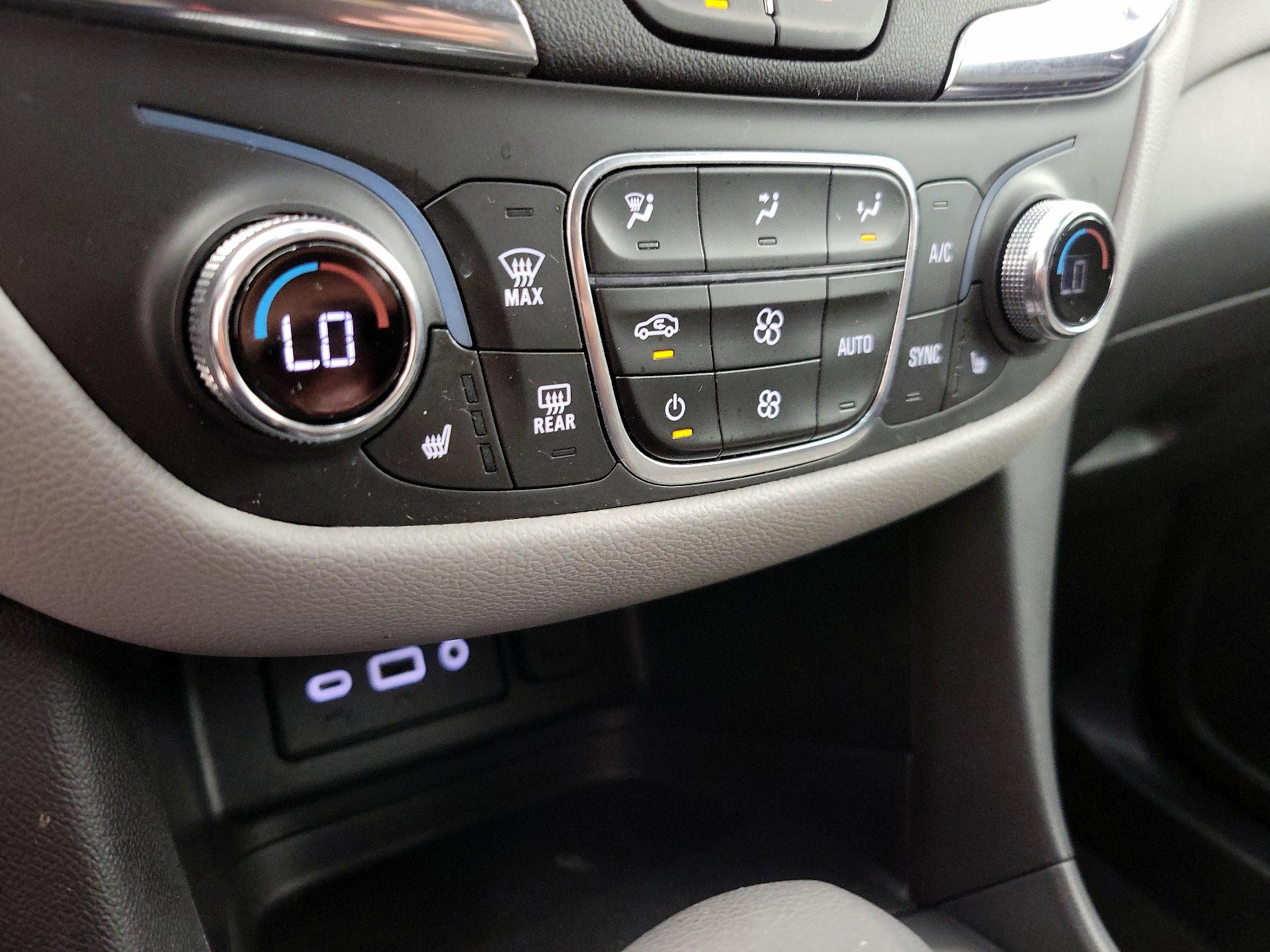 Thumbnail: 2023 Chevrolet Equinox - 16