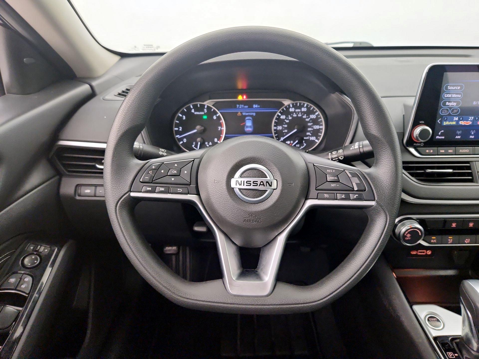 Thumbnail: 2021 Nissan Altima - 10