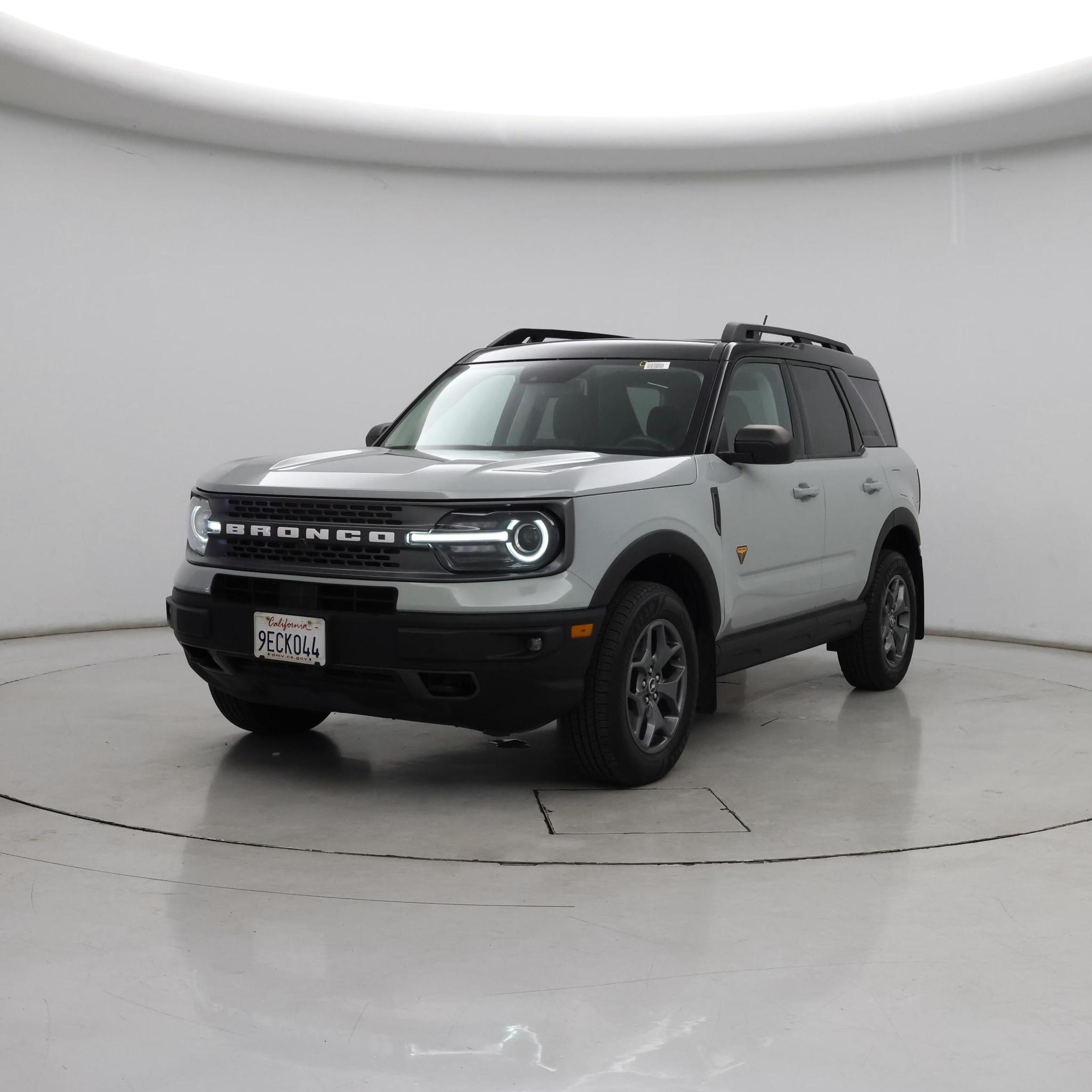 Thumbnail: 2022 Ford Bronco Sport - 4