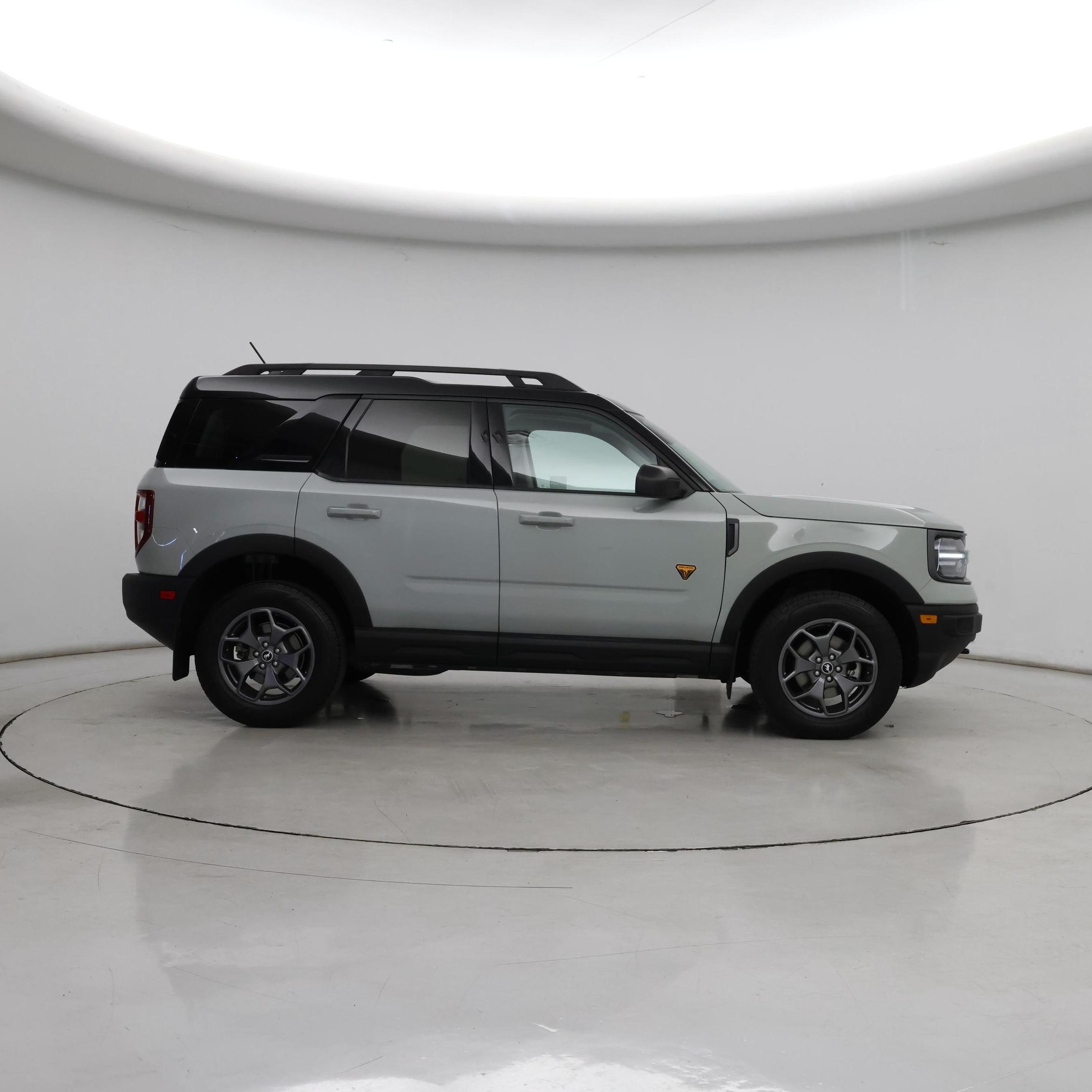 Thumbnail: 2022 Ford Bronco Sport - 7