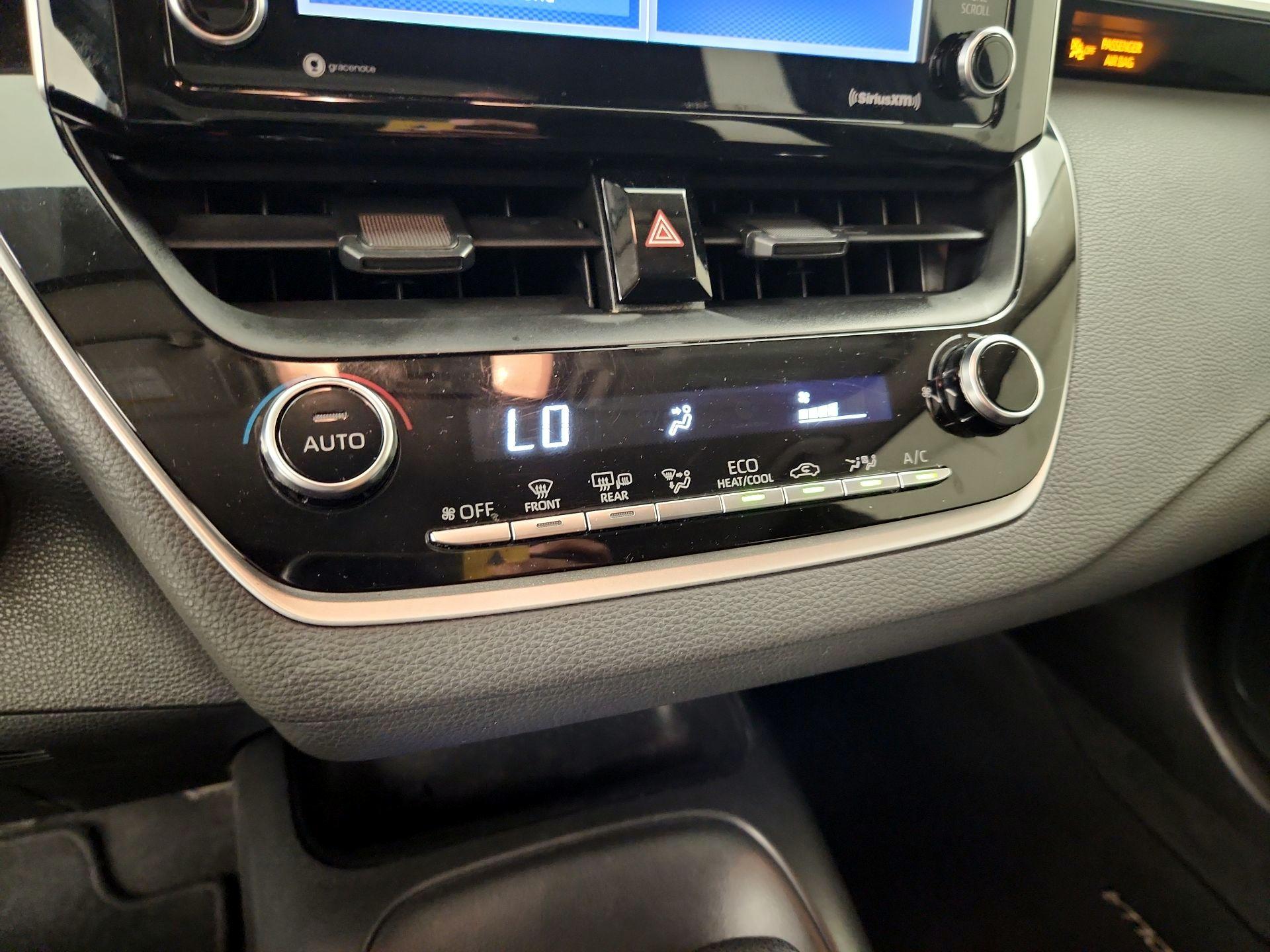 Thumbnail: 2021 Toyota Corolla - 16