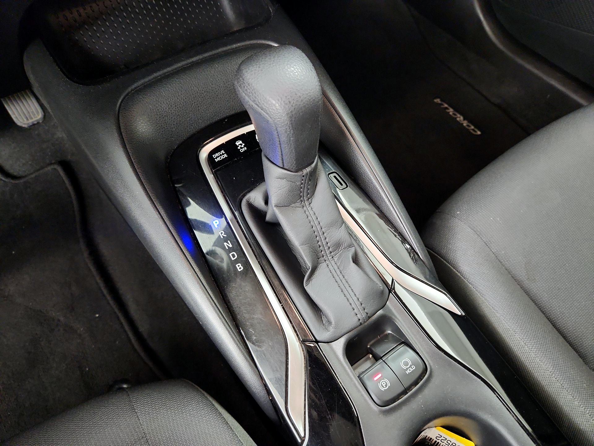 Thumbnail: 2021 Toyota Corolla - 17