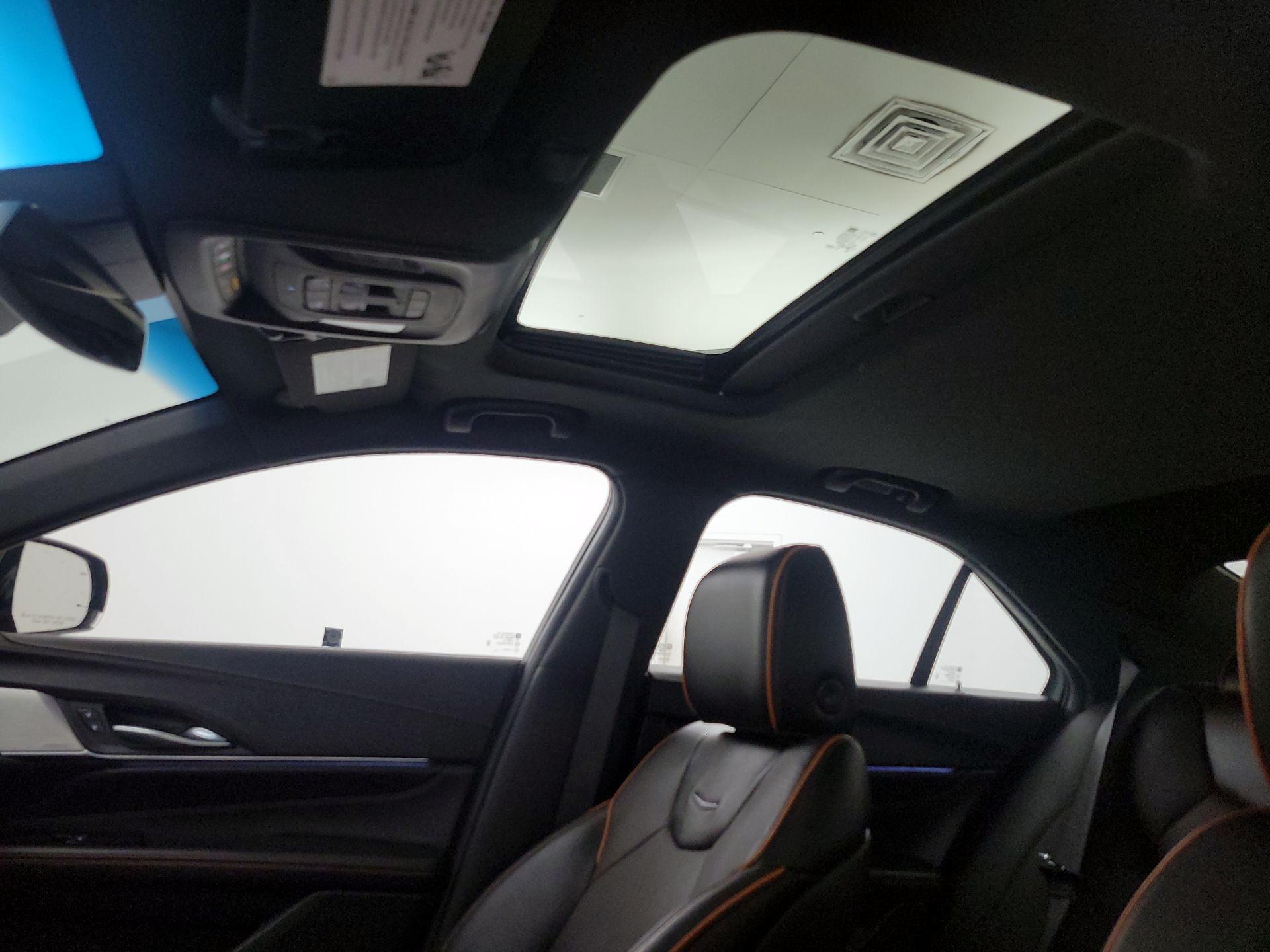 Thumbnail: 2021 Cadillac CT4 - 20