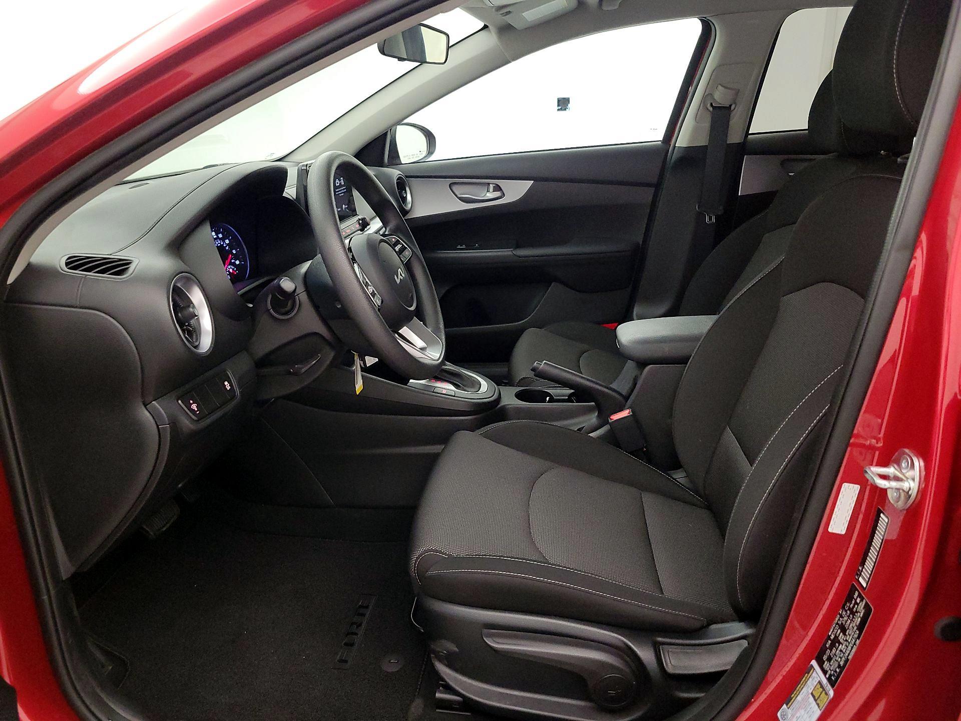 Thumbnail: 2023 Kia Forte - 11