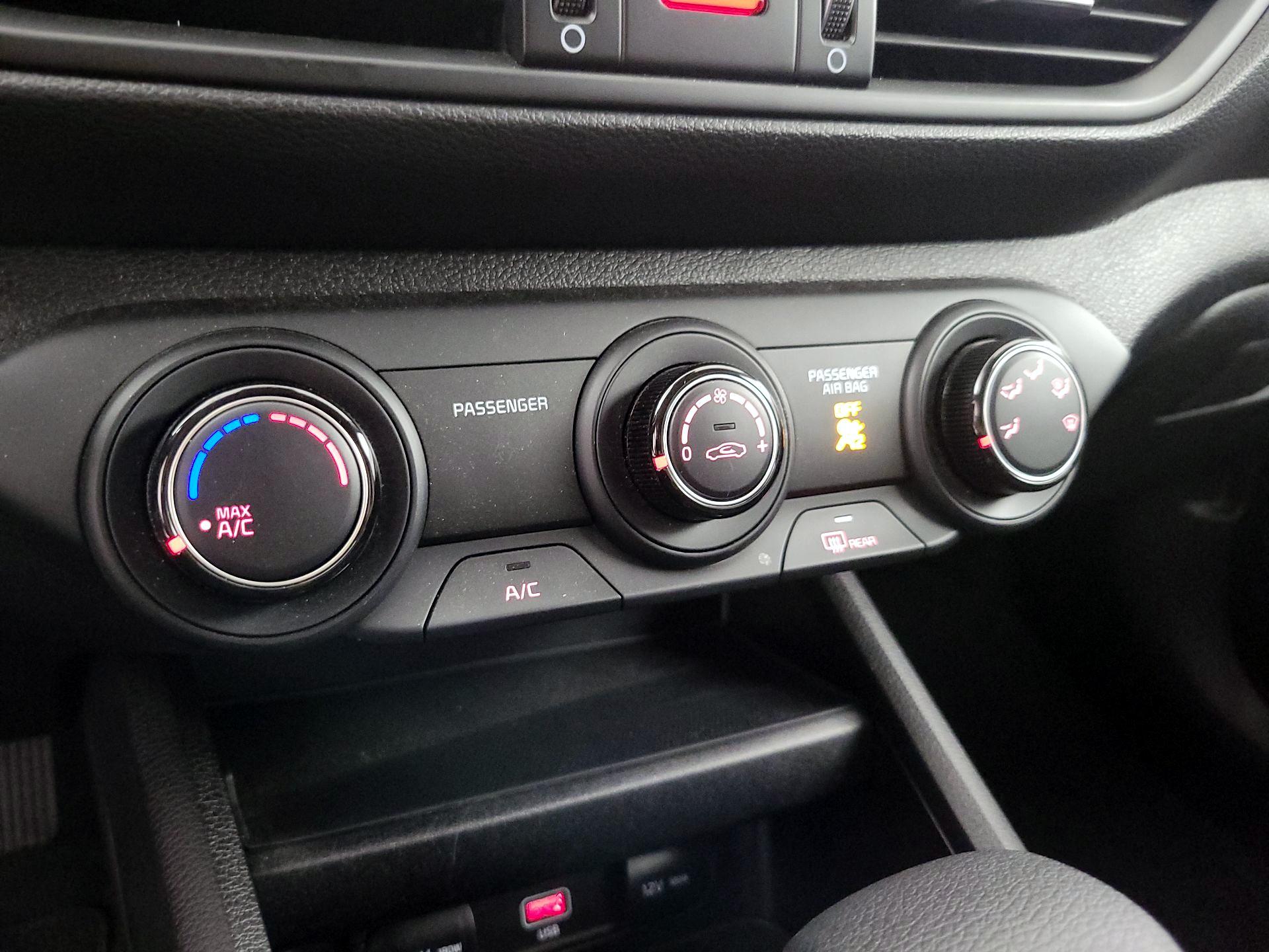 Thumbnail: 2023 Kia Forte - 16