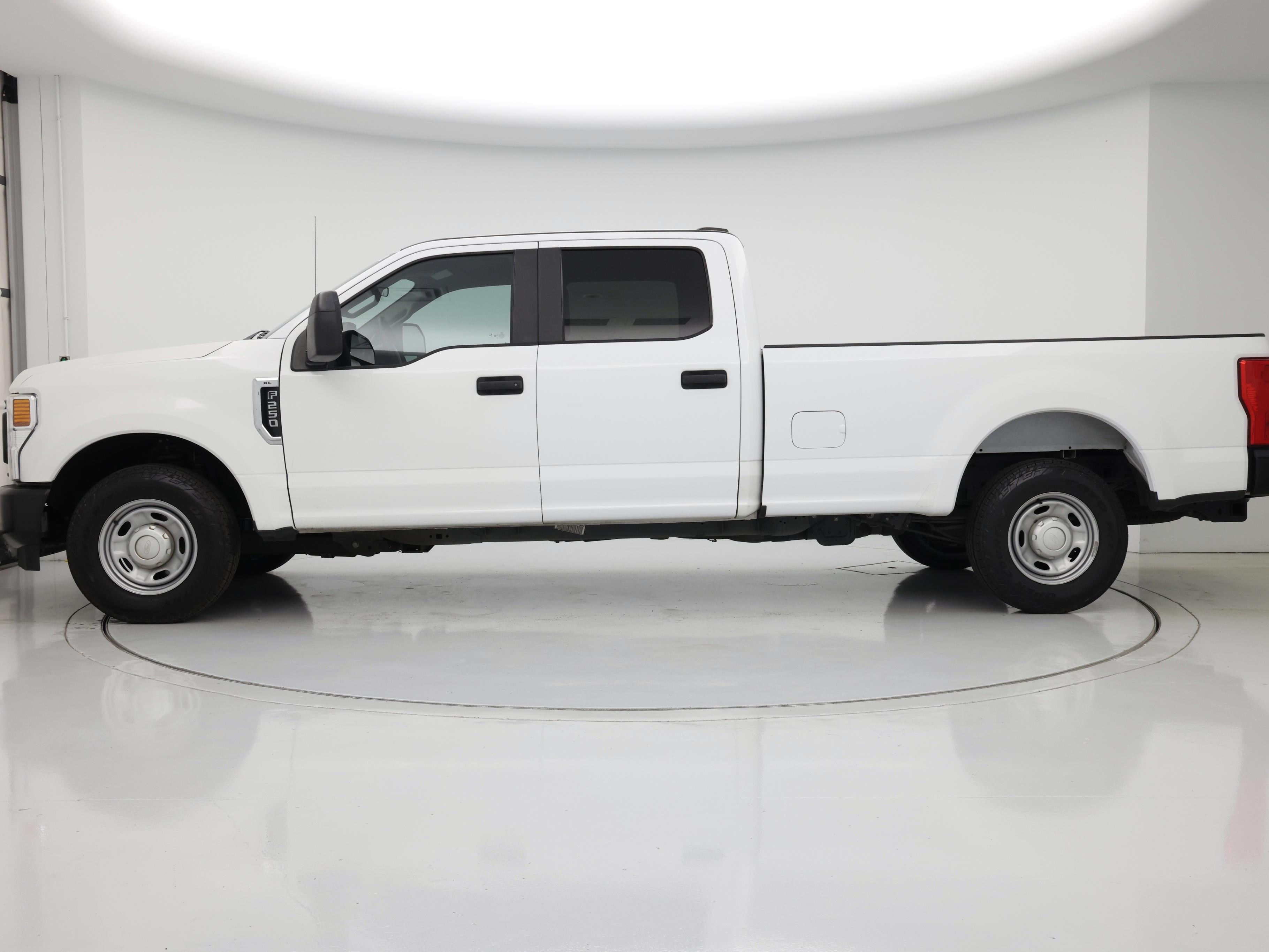 Thumbnail: 2021 Ford F-250 - 3