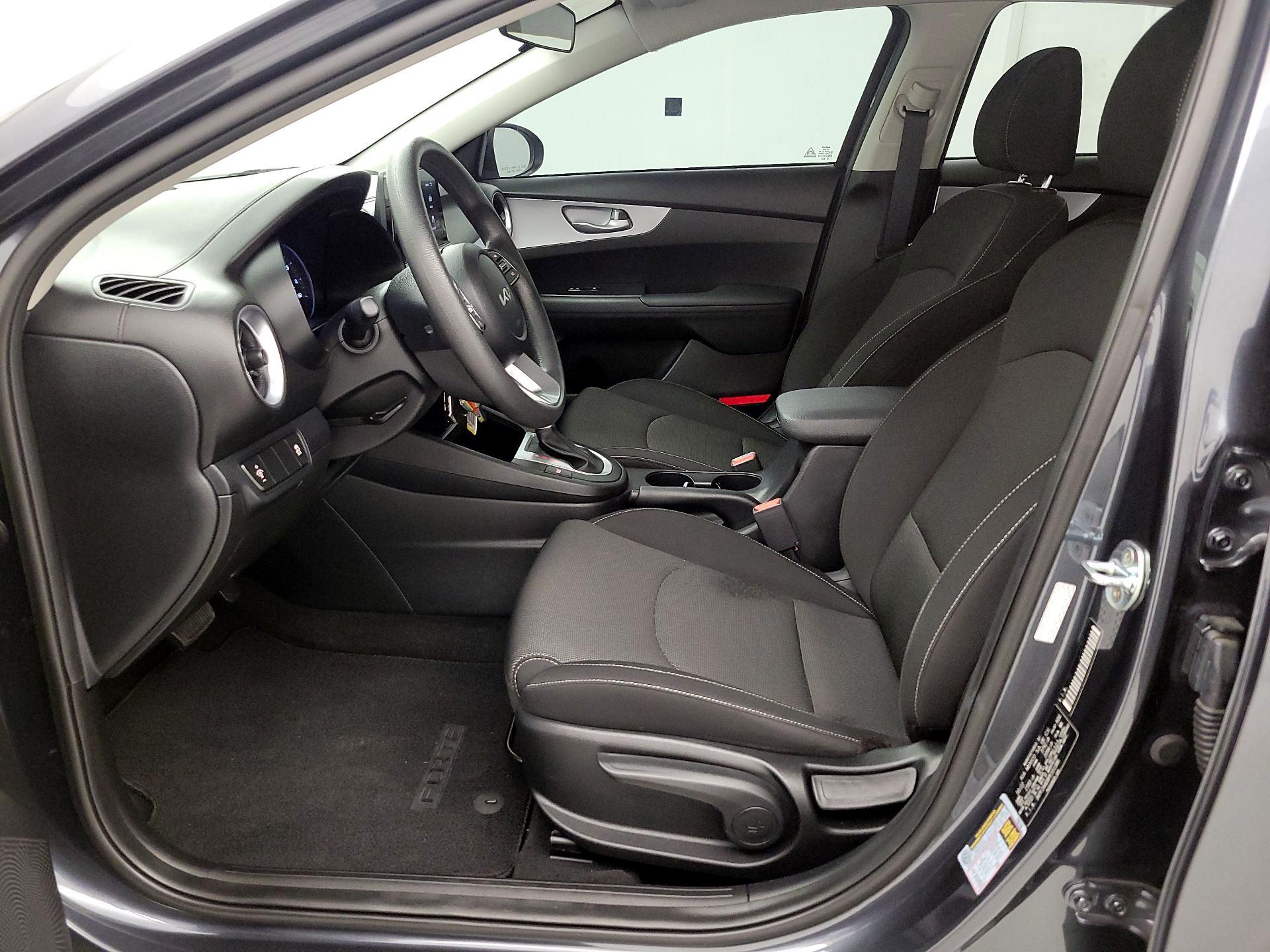 Thumbnail: 2023 Kia Forte - 11