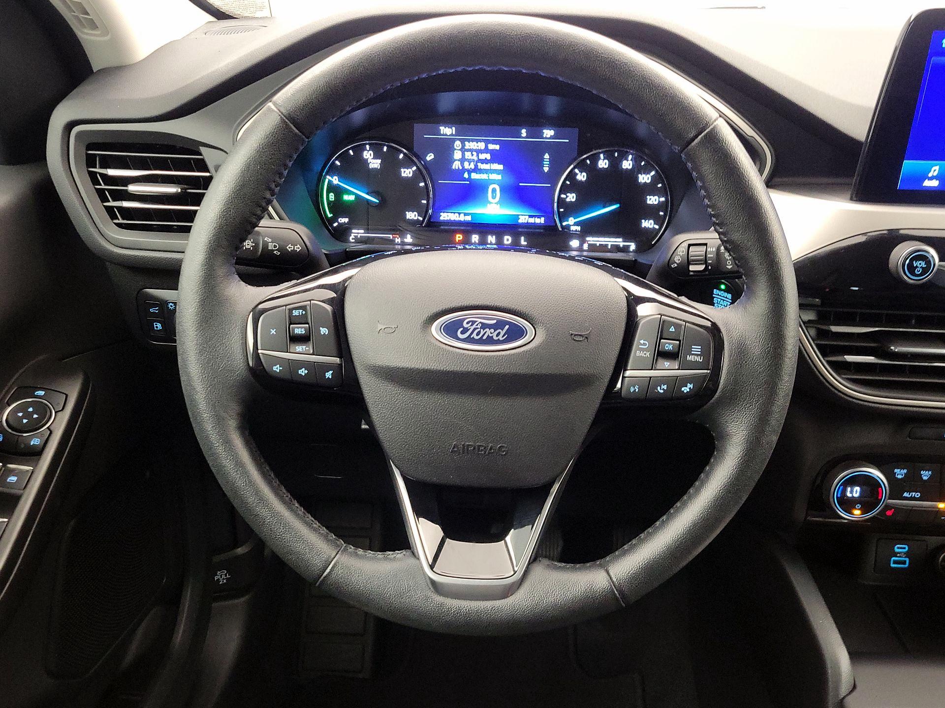 Thumbnail: 2021 Ford Escape - 10