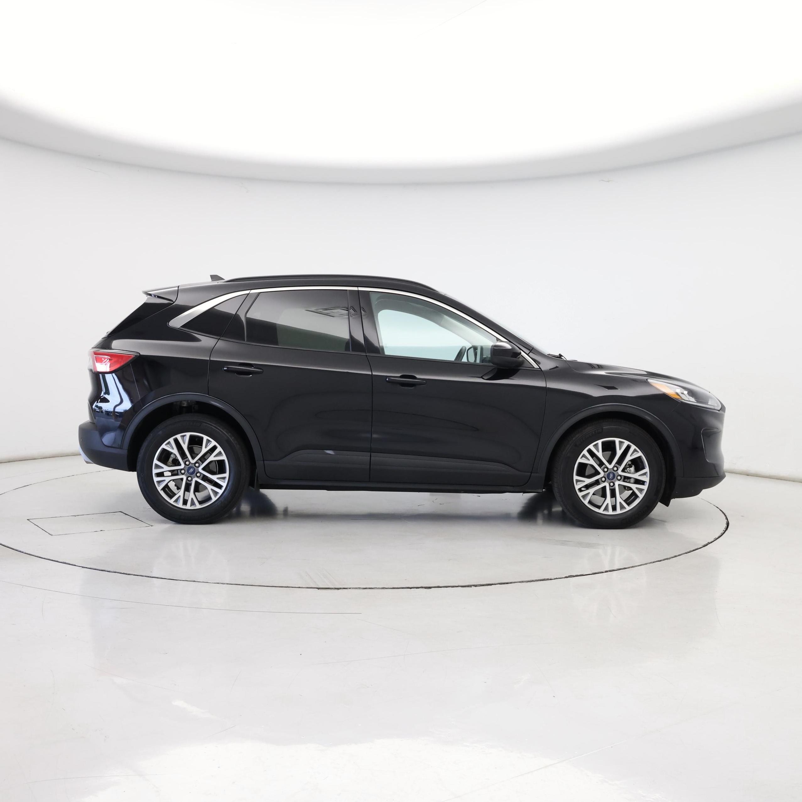 Thumbnail: 2021 Ford Escape - 7