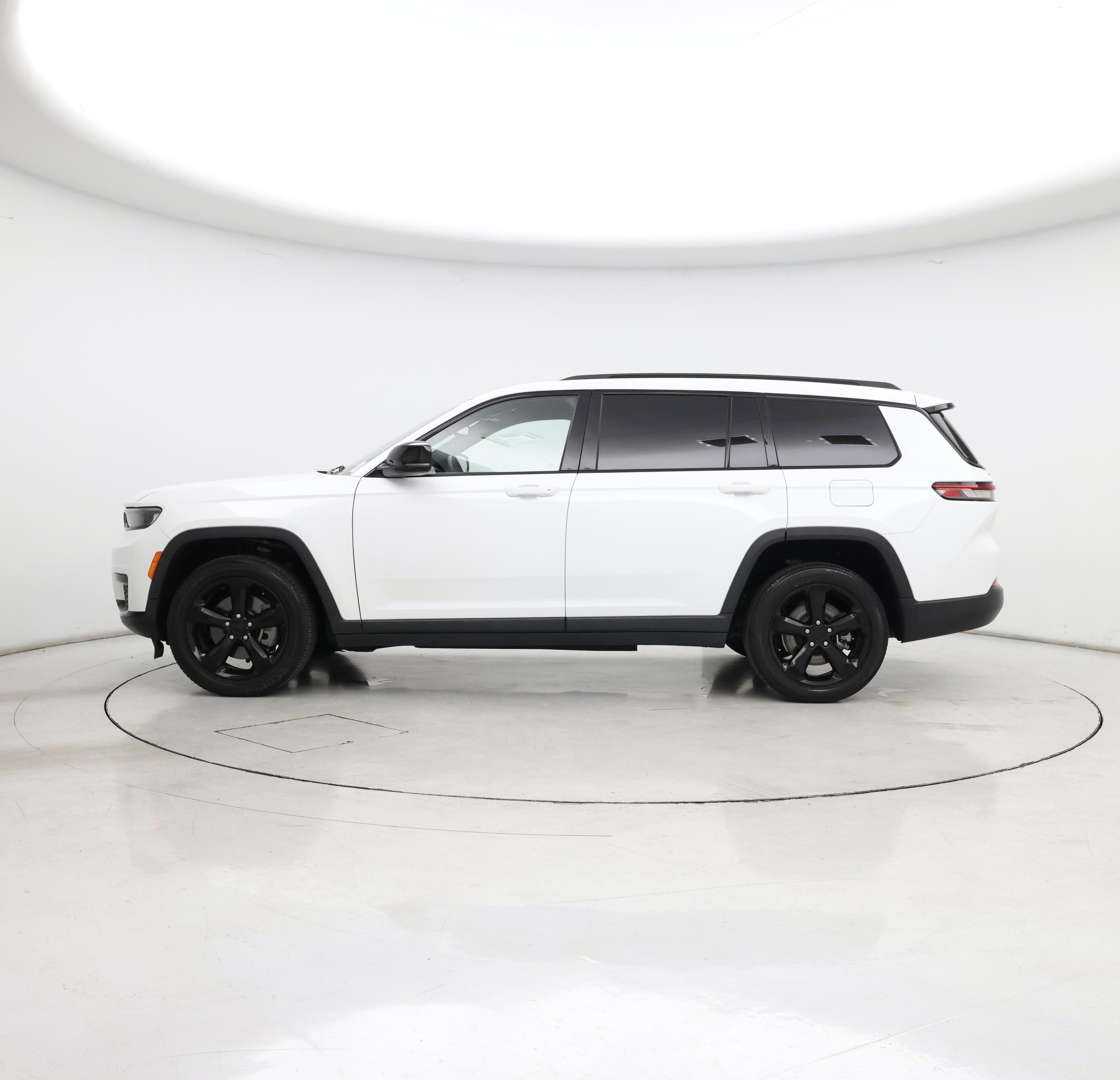 Thumbnail: 2021 Jeep Grand Cherokee L - 3