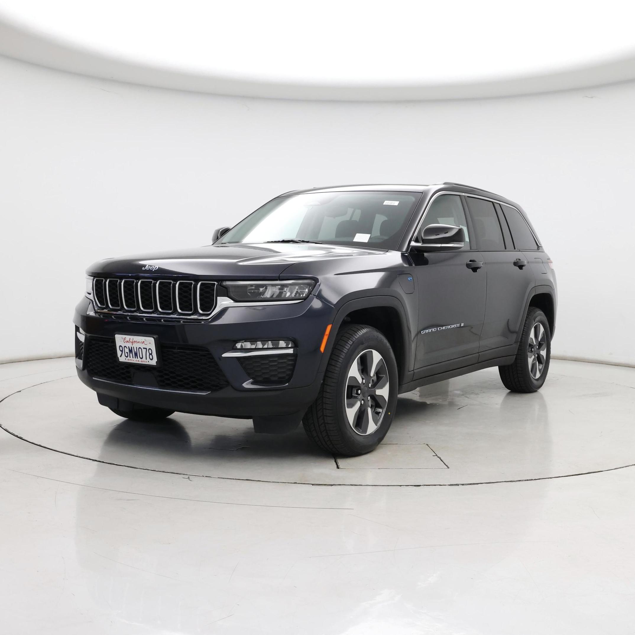 Thumbnail: 2023 Jeep Grand Cherokee - 4