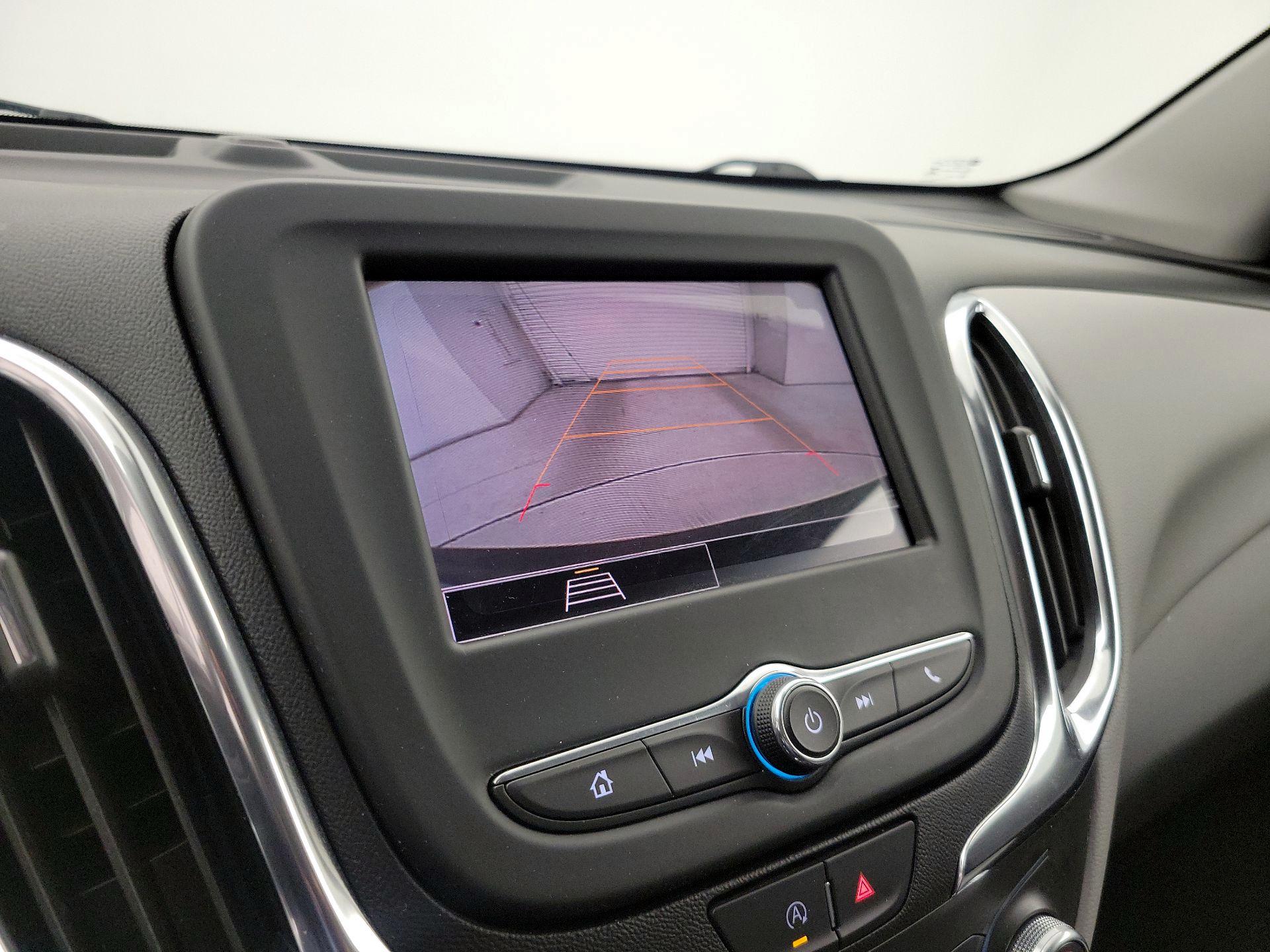 Thumbnail: 2022 Chevrolet Equinox - 14