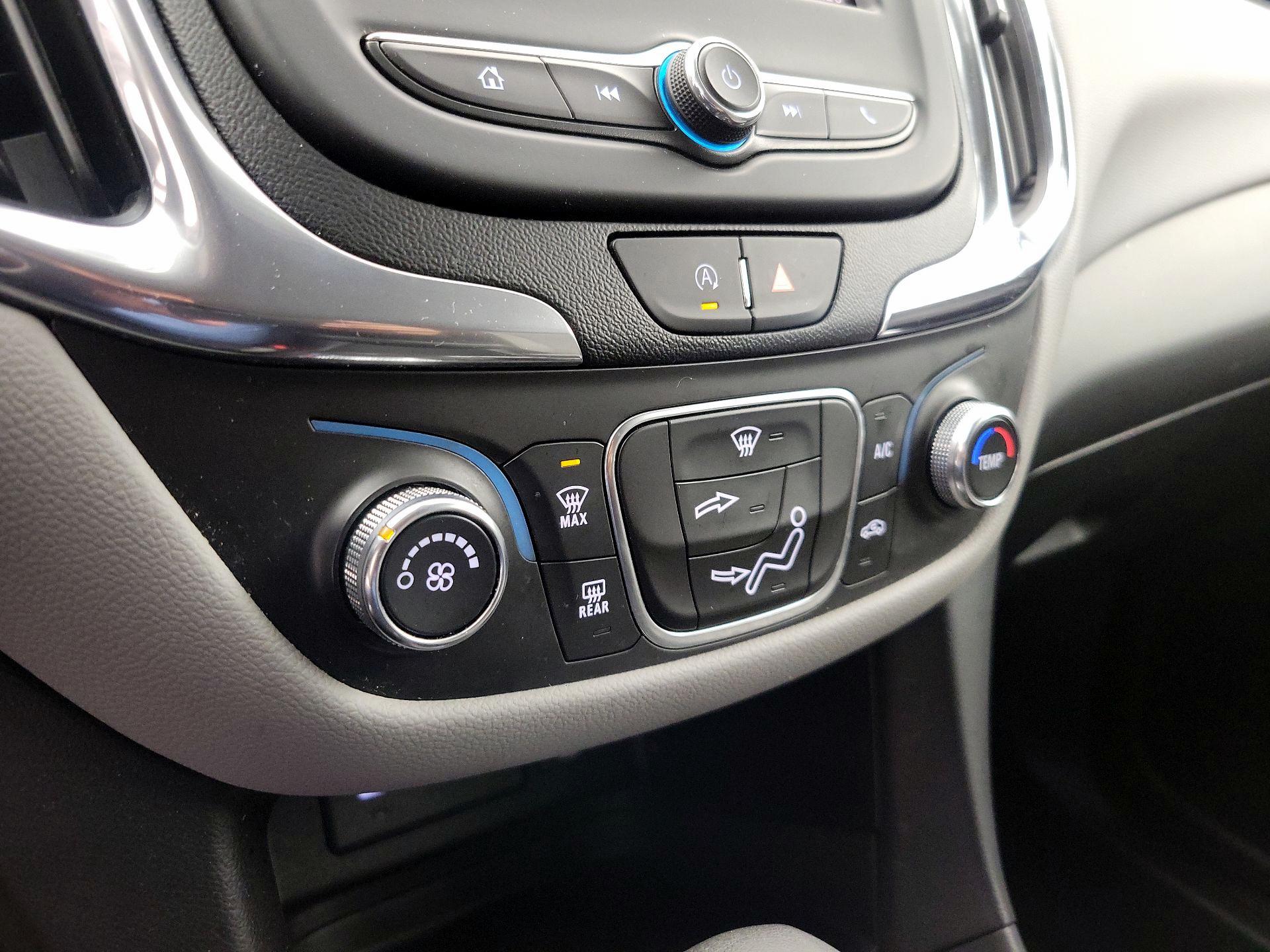 Thumbnail: 2022 Chevrolet Equinox - 16