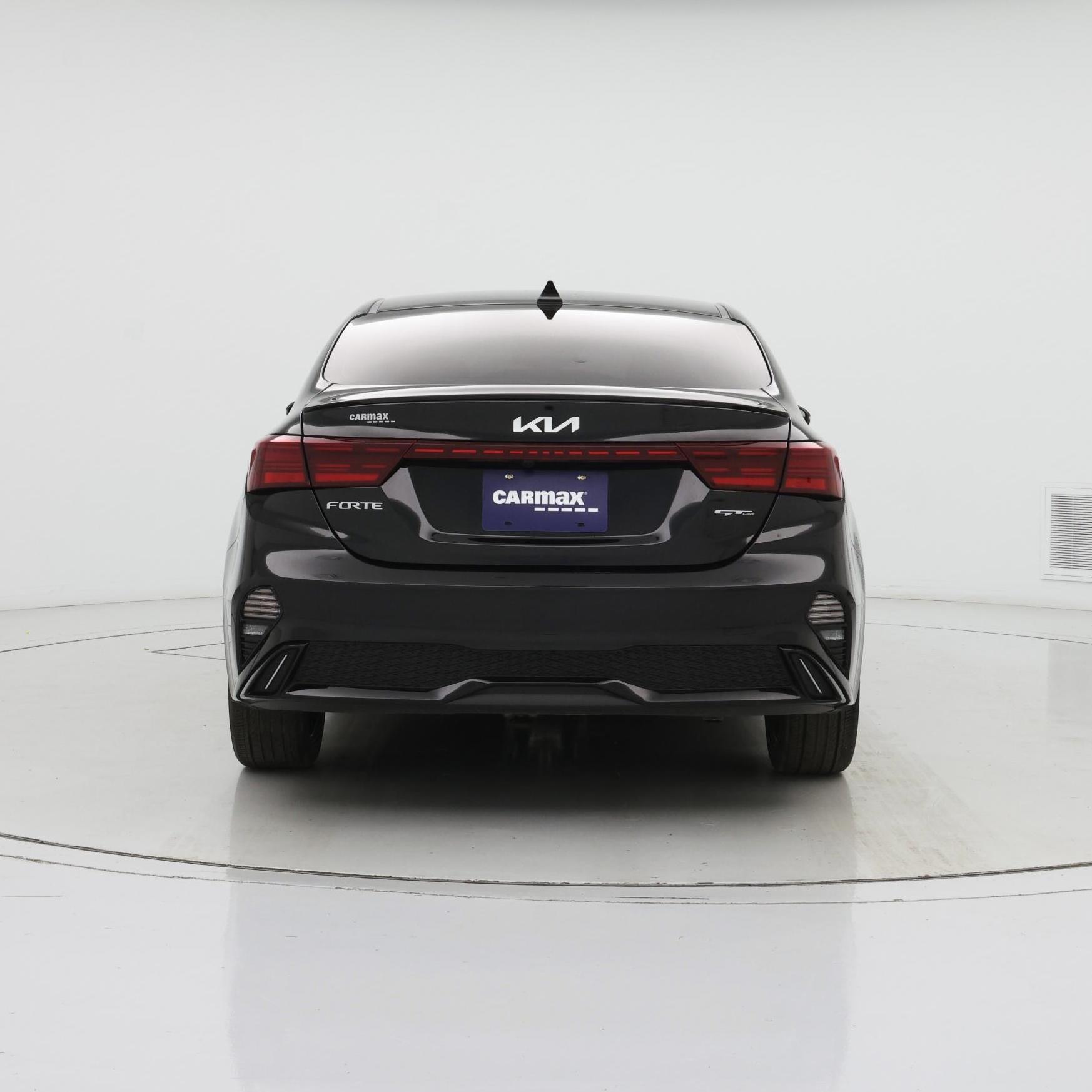 Thumbnail: 2023 Kia Forte - 6