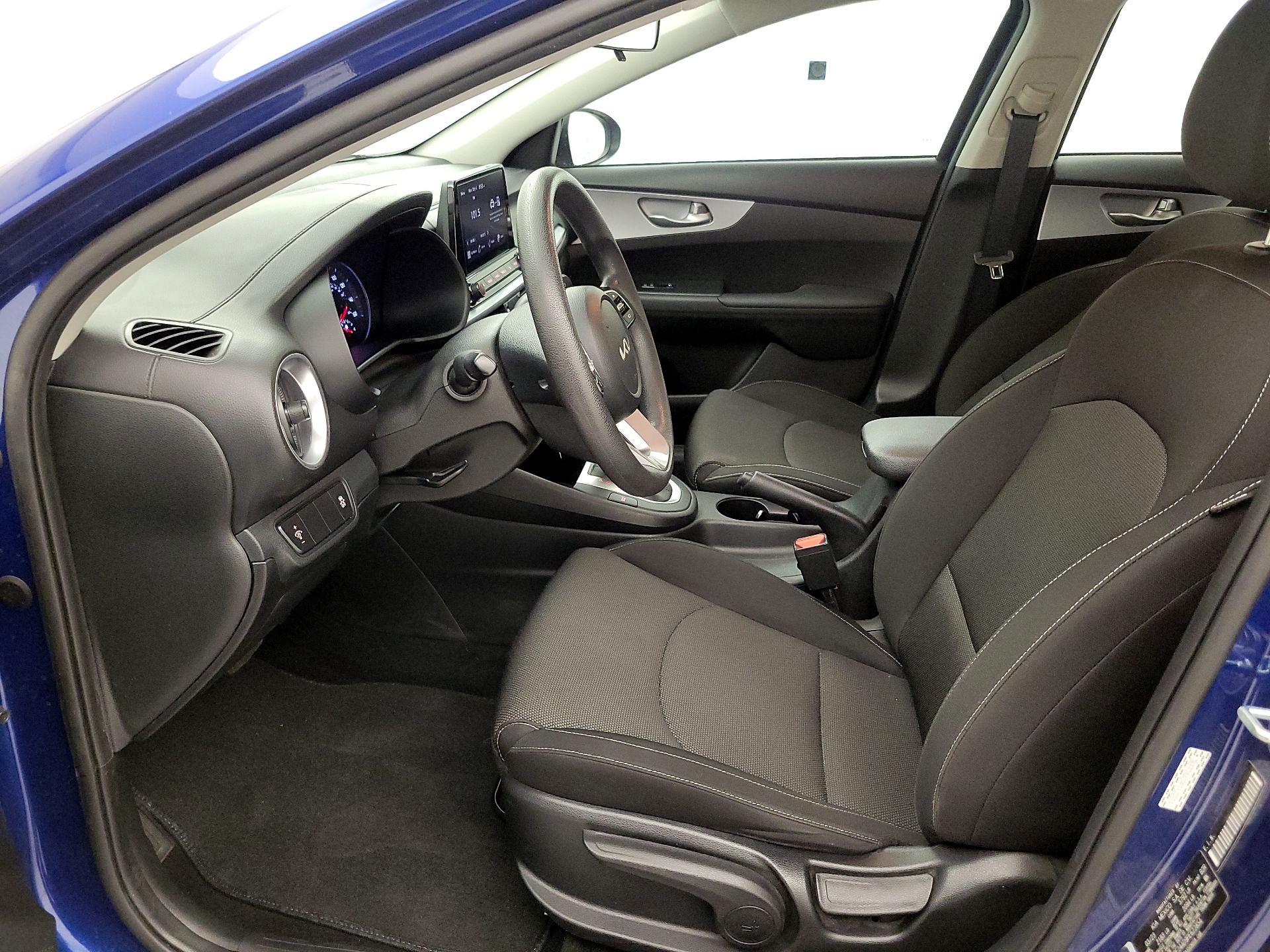 Thumbnail: 2023 Kia Forte - 11