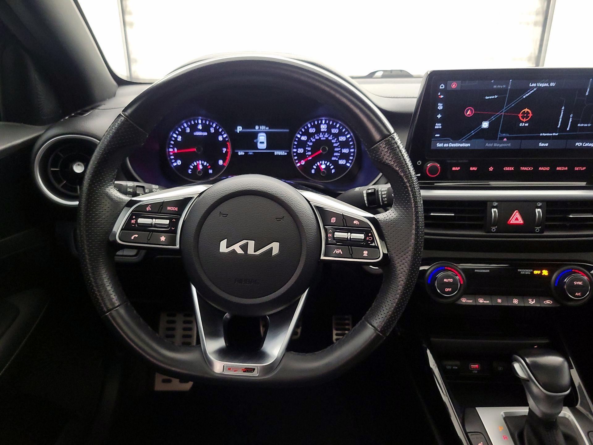Thumbnail: 2023 Kia Forte - 10