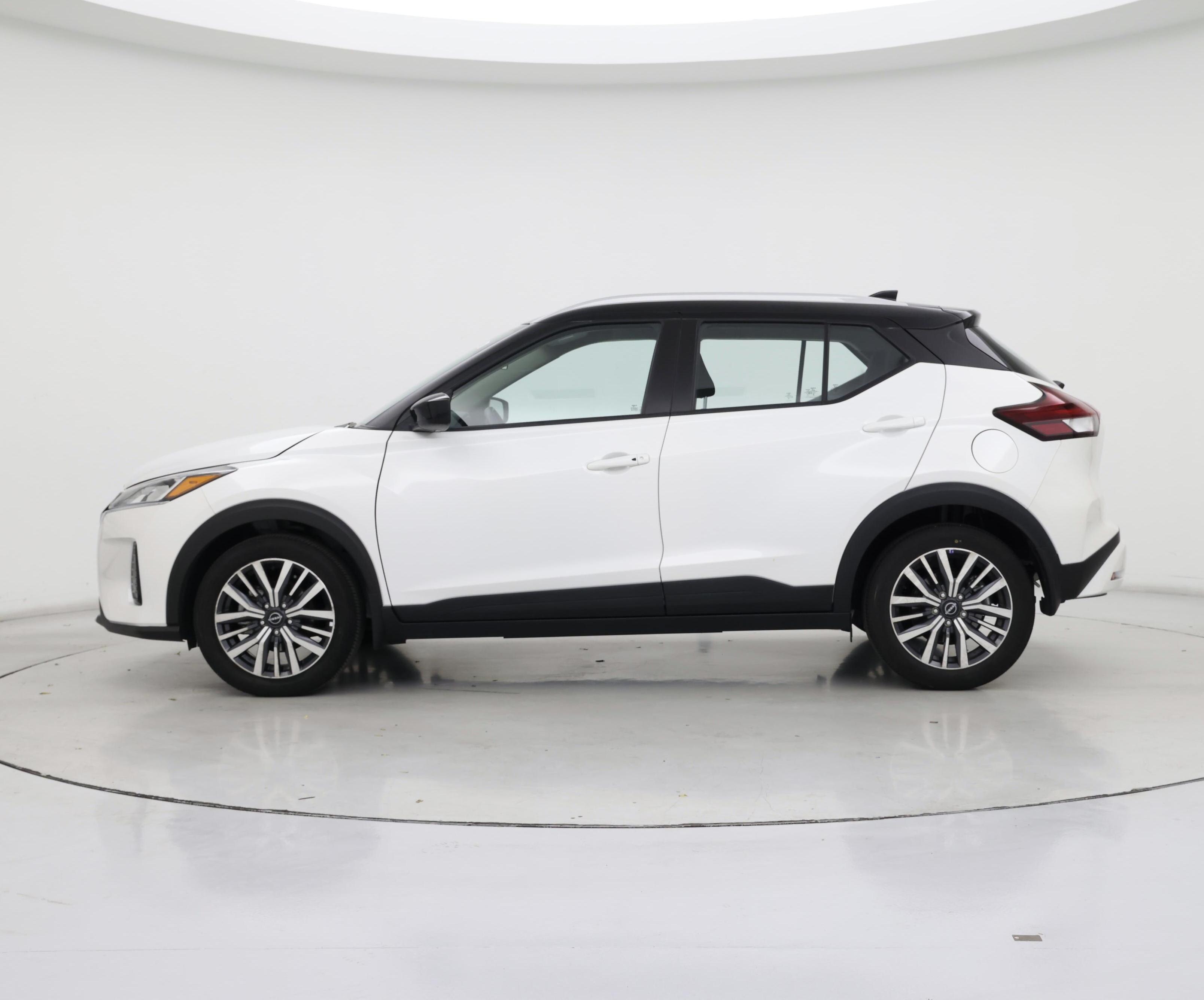 Thumbnail: 2023 Nissan Kicks - 3