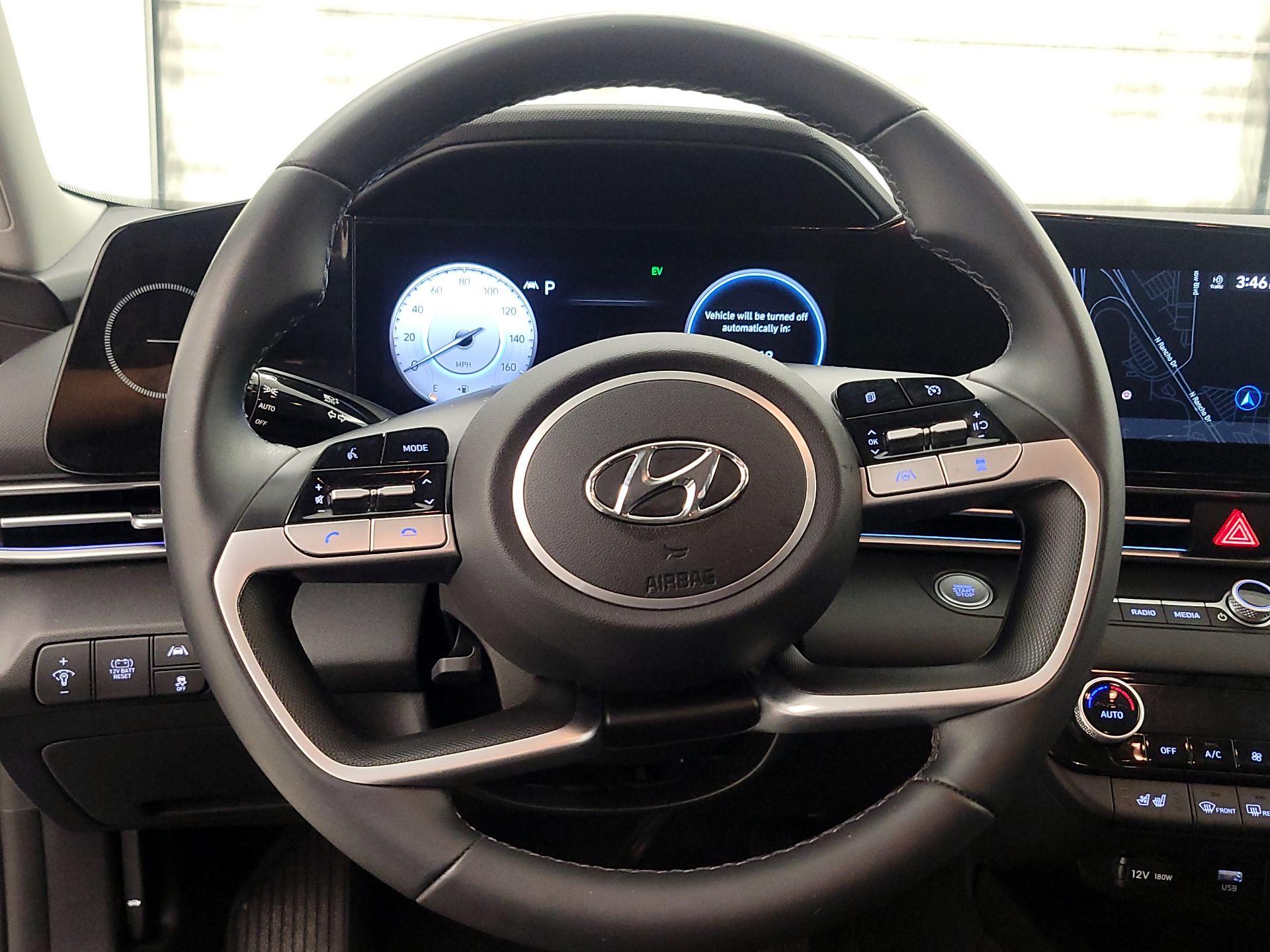 Thumbnail: 2022 Hyundai Elantra - 10
