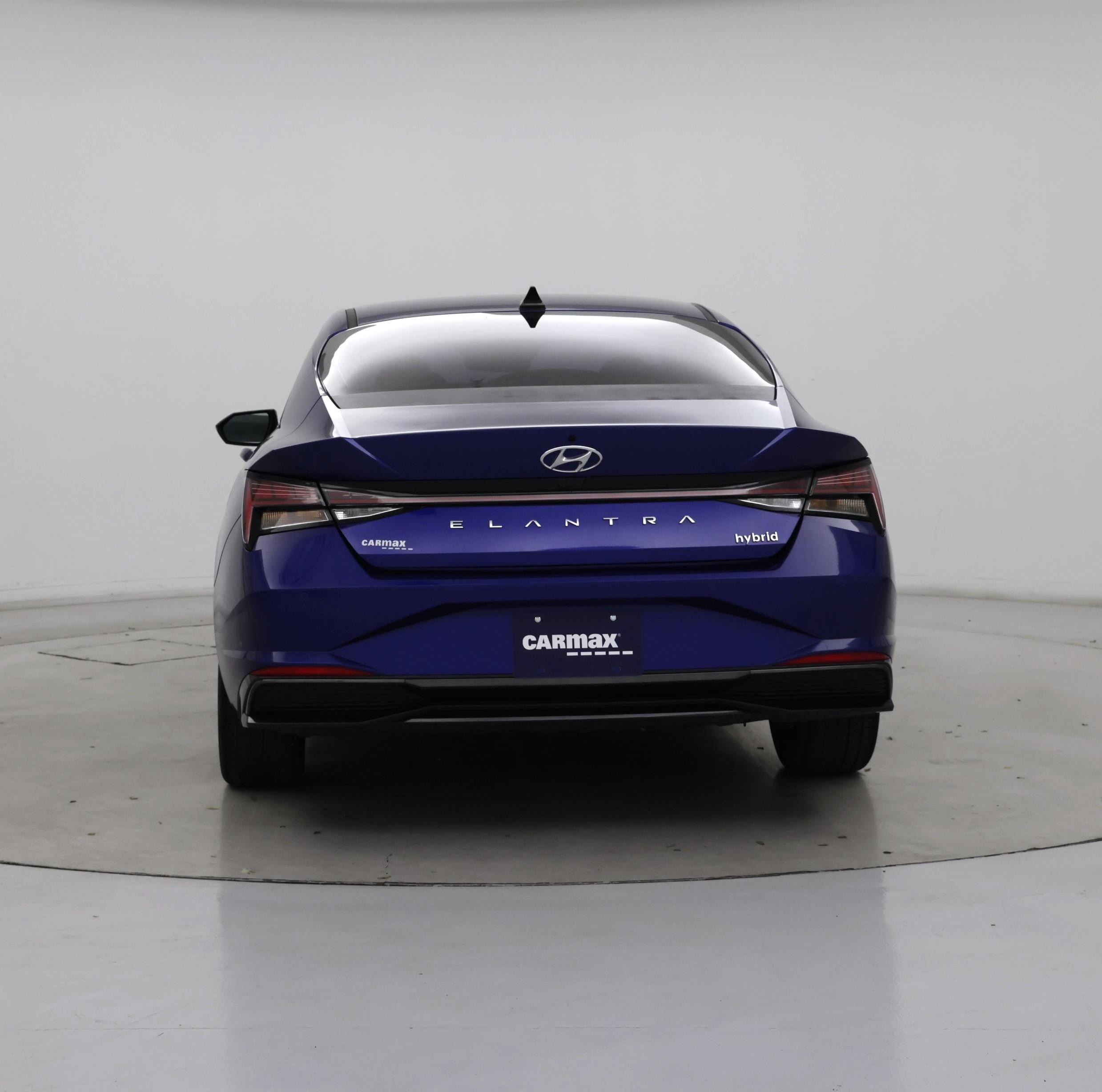 Thumbnail: 2022 Hyundai Elantra - 6