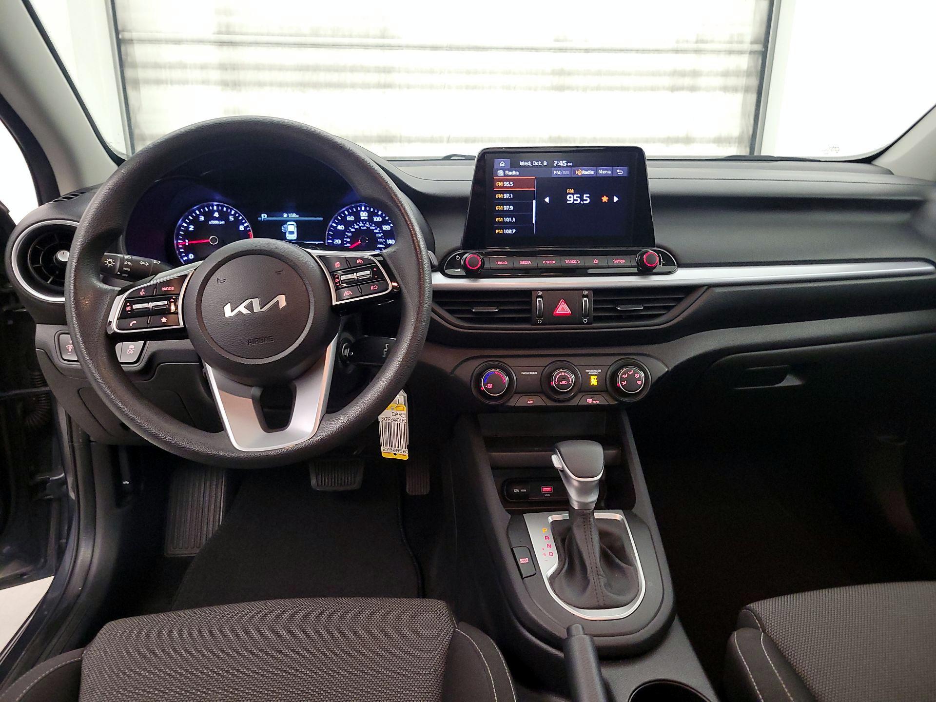 Thumbnail: 2023 Kia Forte - 9