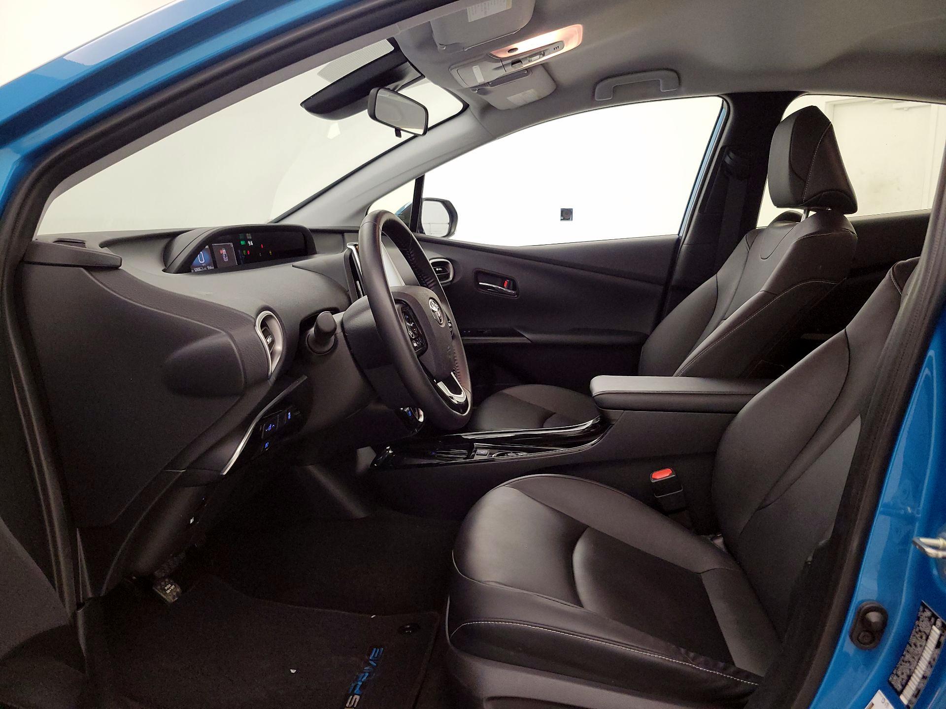 Thumbnail: 2022 Toyota Prius Prime - 11