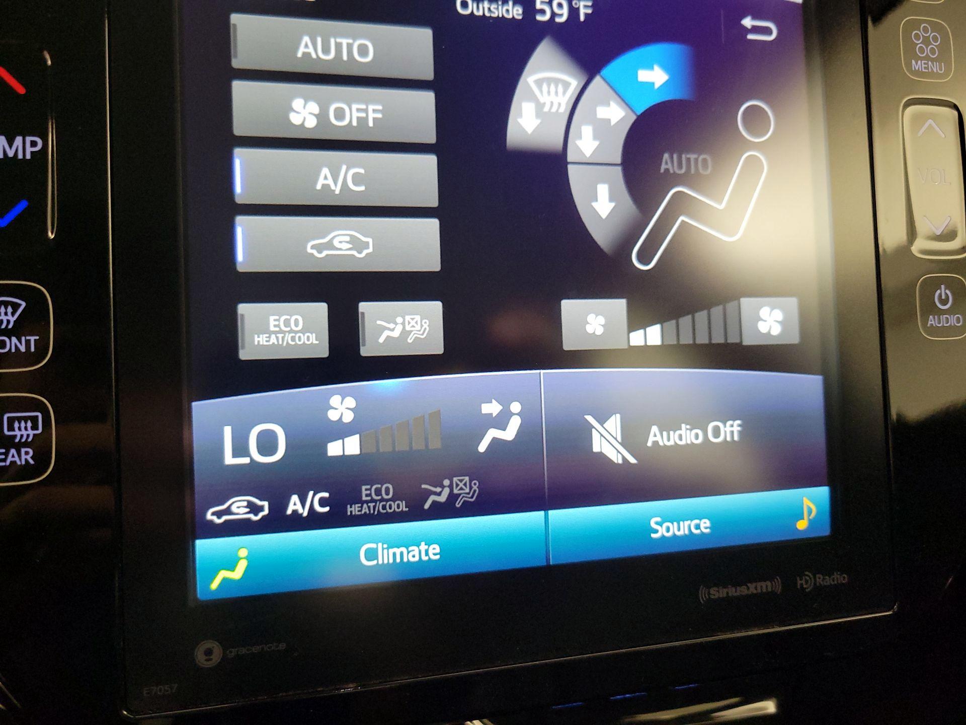 Thumbnail: 2022 Toyota Prius Prime - 17